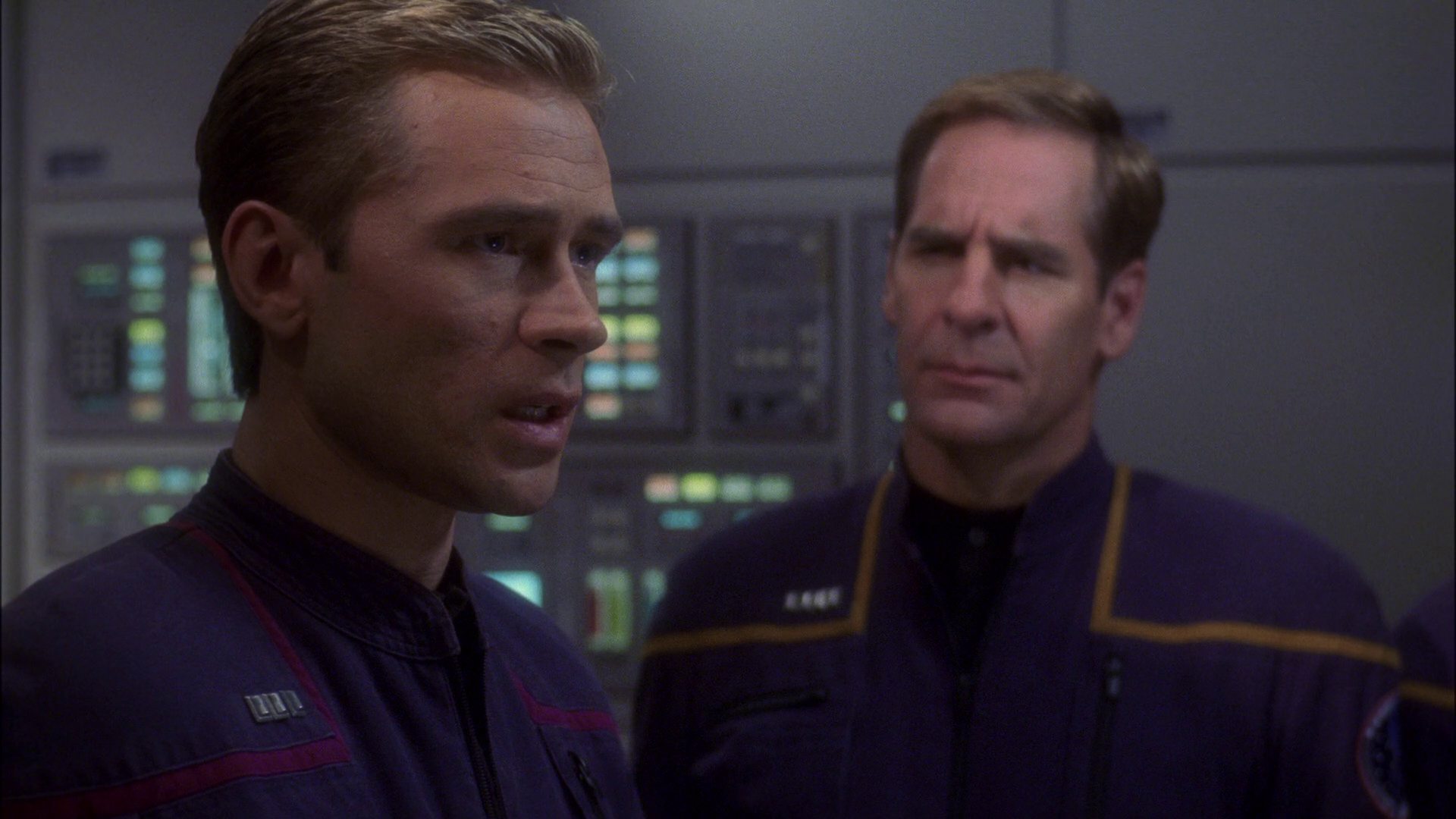 extant_StarTrek_ENT_1x14-SleepingDogs_1993.jpg