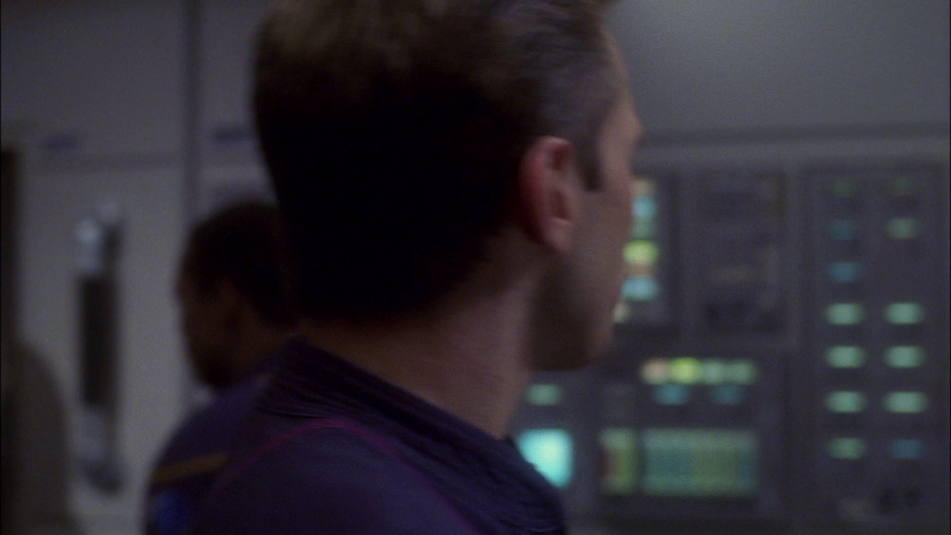 extant_StarTrek_ENT_1x14-SleepingDogs_2005.jpg