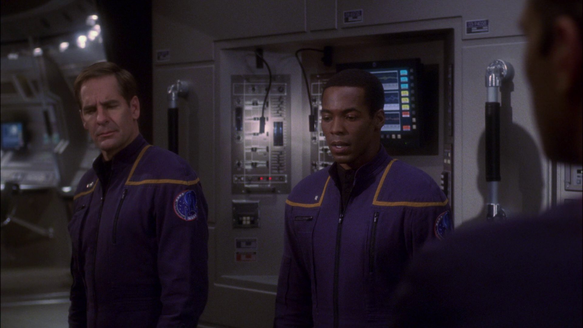 extant_StarTrek_ENT_1x14-SleepingDogs_2015.jpg