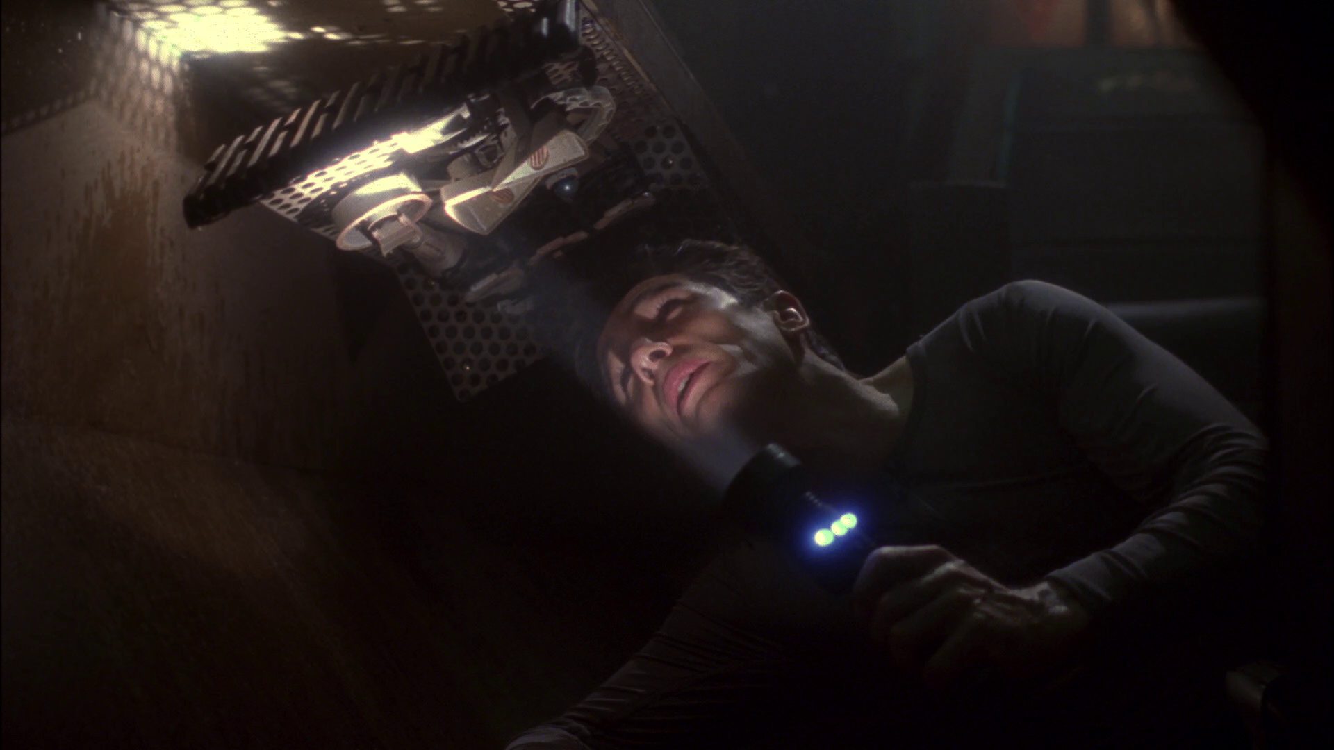 extant_StarTrek_ENT_1x14-SleepingDogs_2049.jpg