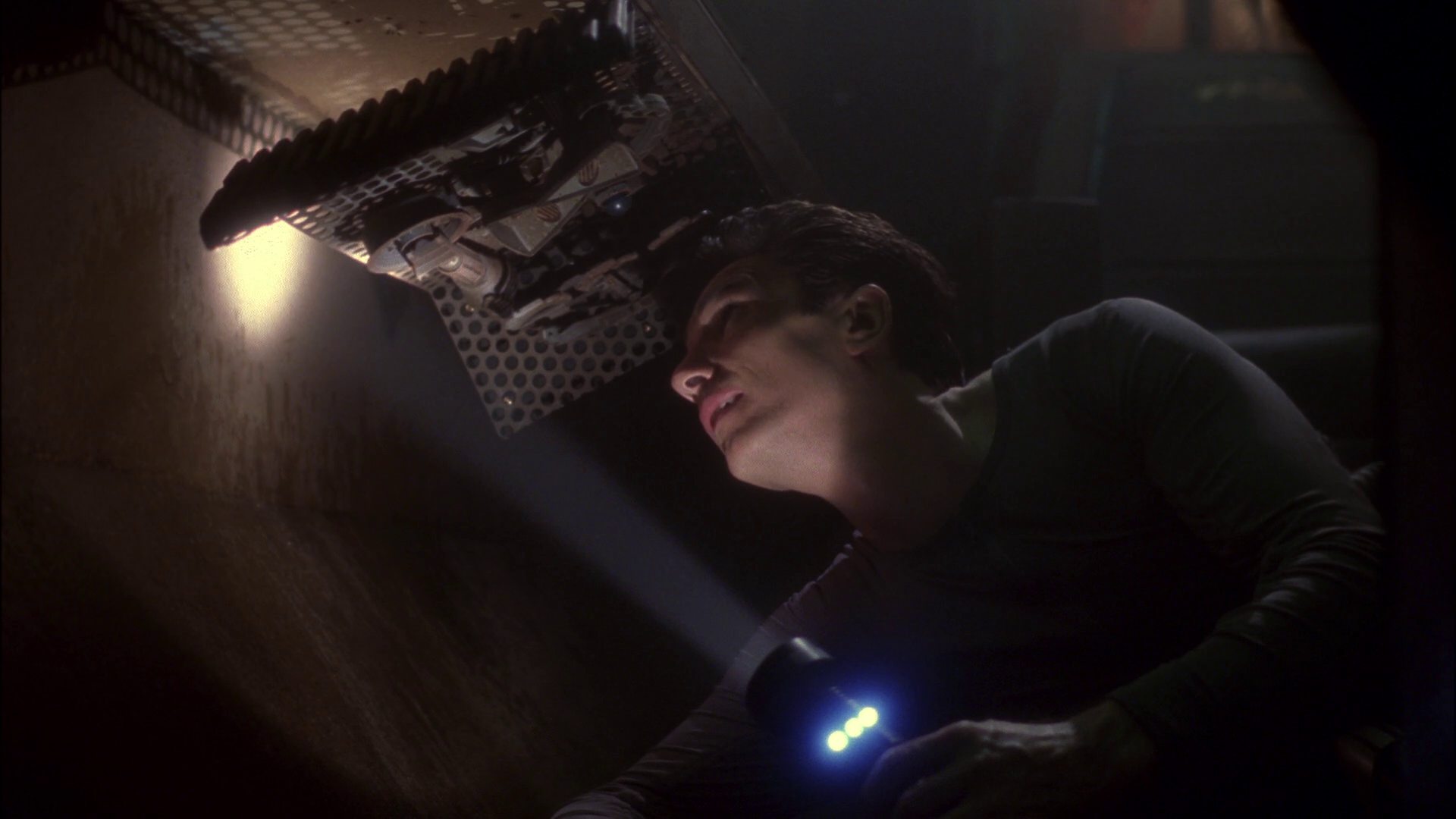 extant_StarTrek_ENT_1x14-SleepingDogs_2052.jpg
