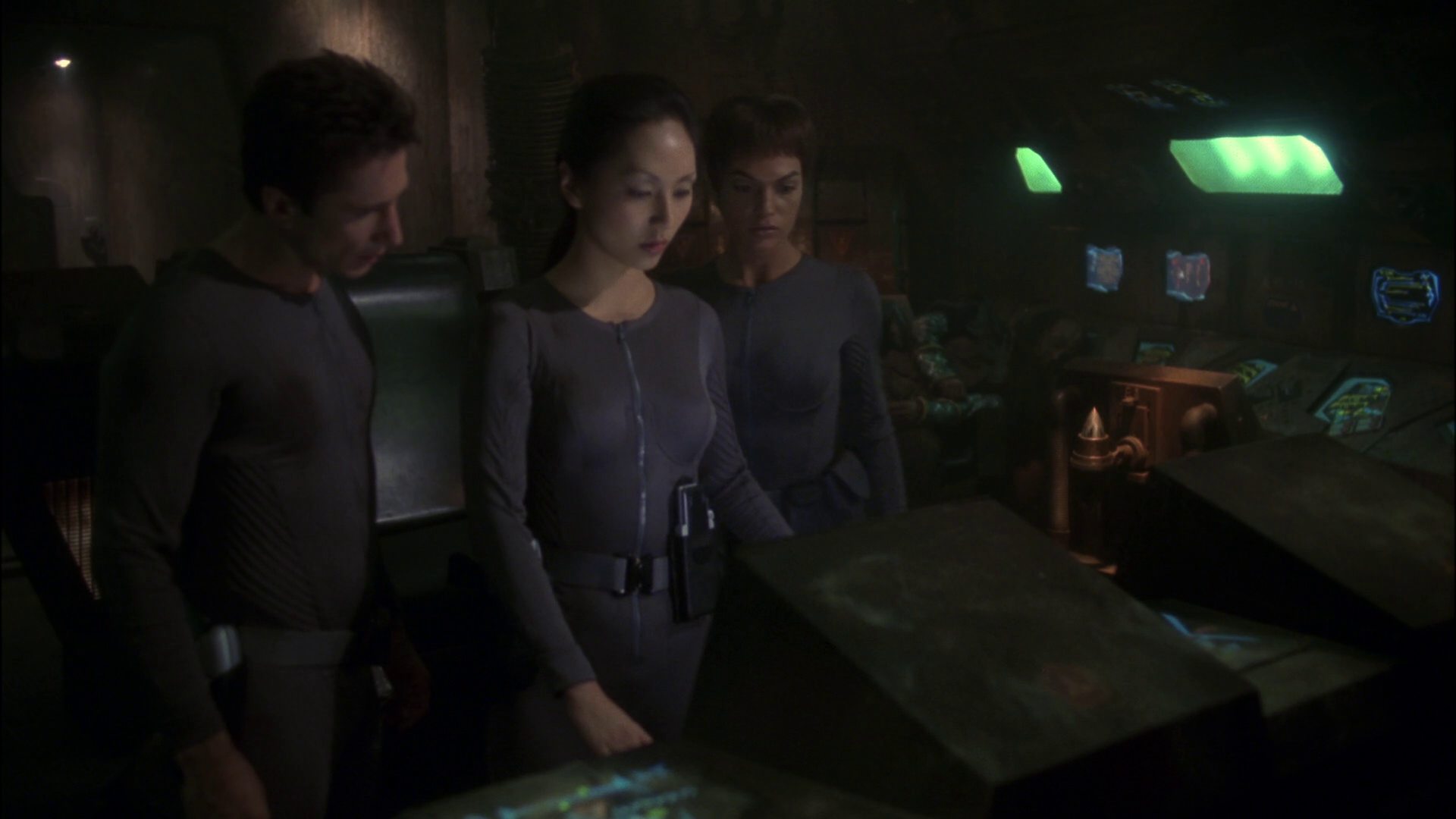 extant_StarTrek_ENT_1x14-SleepingDogs_2065.jpg