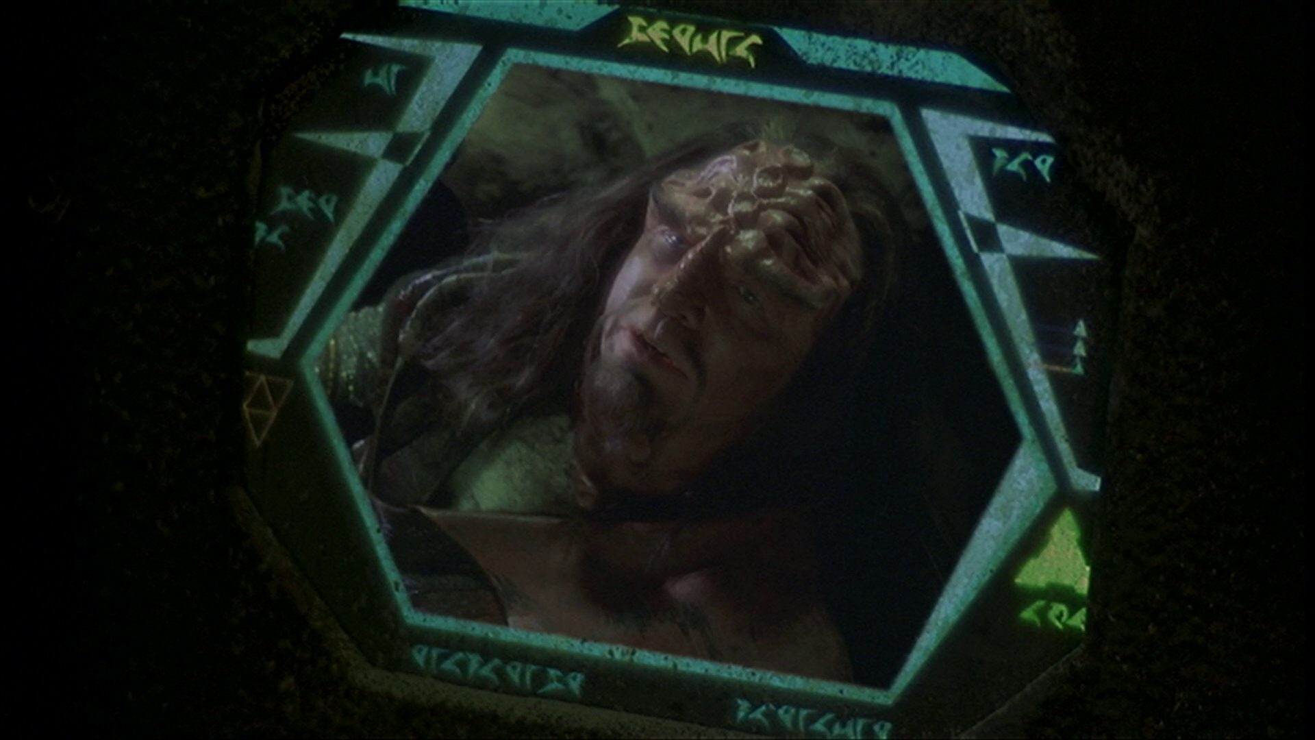 extant_StarTrek_ENT_1x14-SleepingDogs_2091.jpg