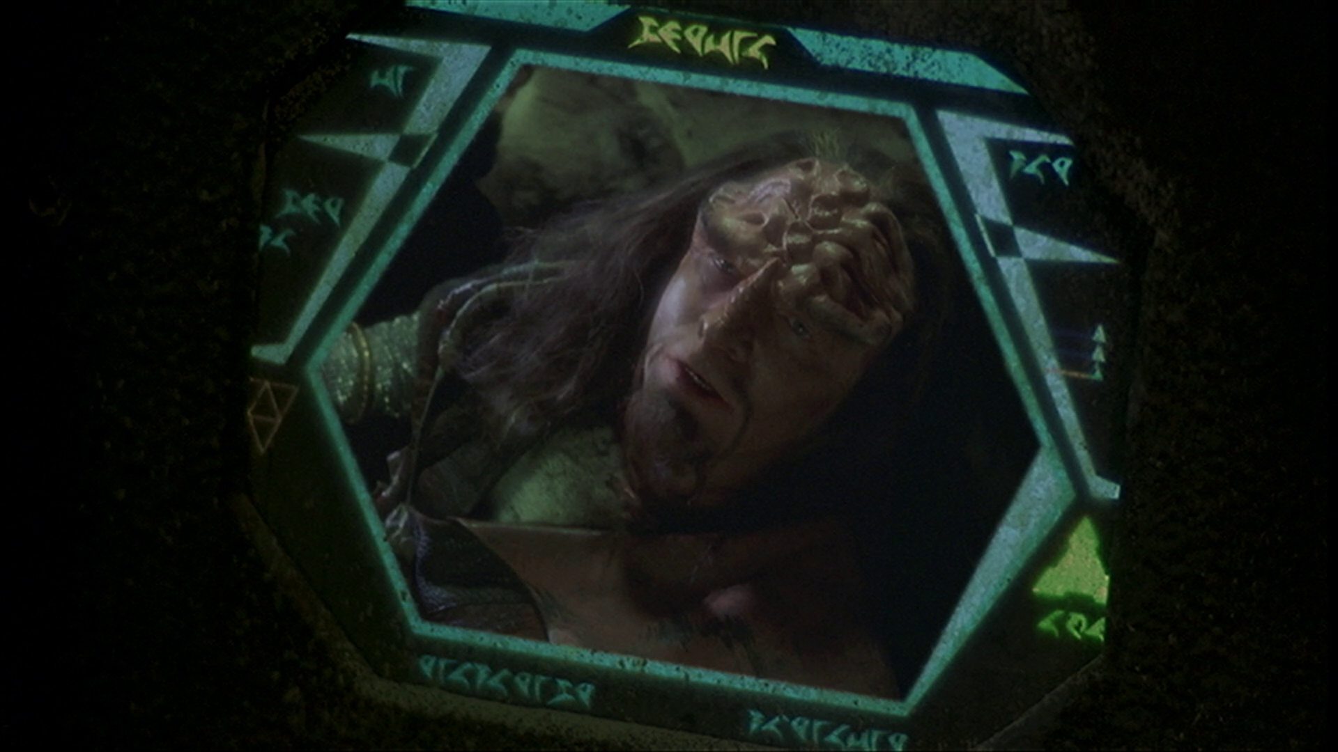 extant_StarTrek_ENT_1x14-SleepingDogs_2100.jpg