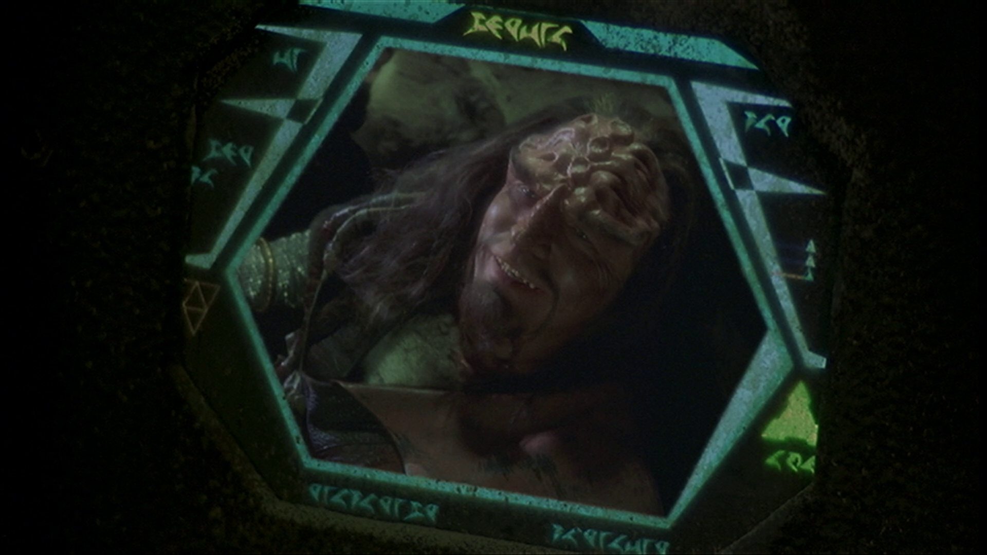 extant_StarTrek_ENT_1x14-SleepingDogs_2106.jpg