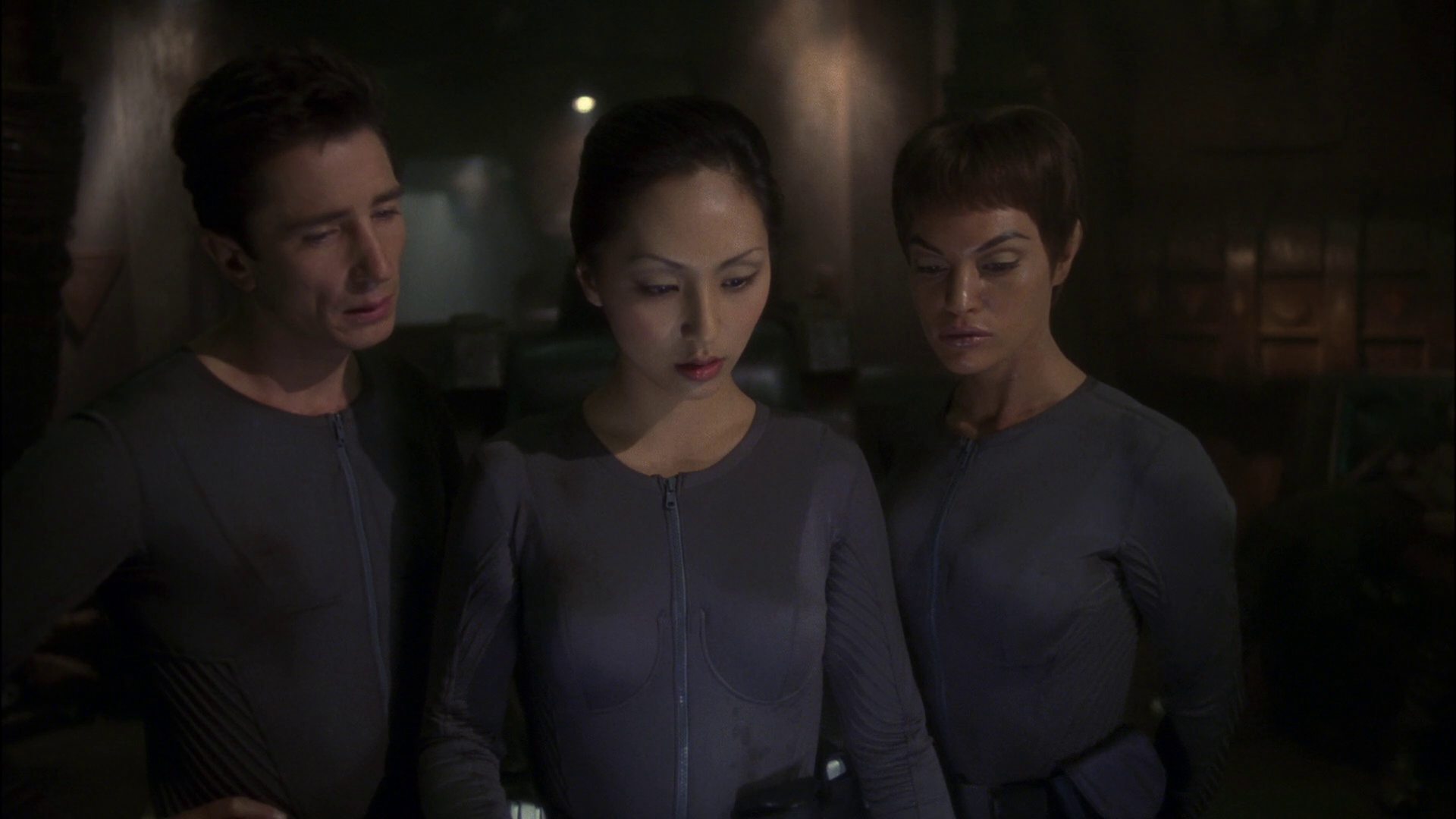 extant_StarTrek_ENT_1x14-SleepingDogs_2121.jpg