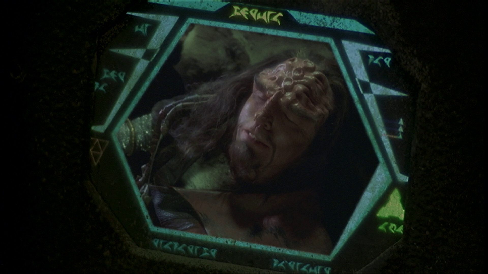 extant_StarTrek_ENT_1x14-SleepingDogs_2126.jpg