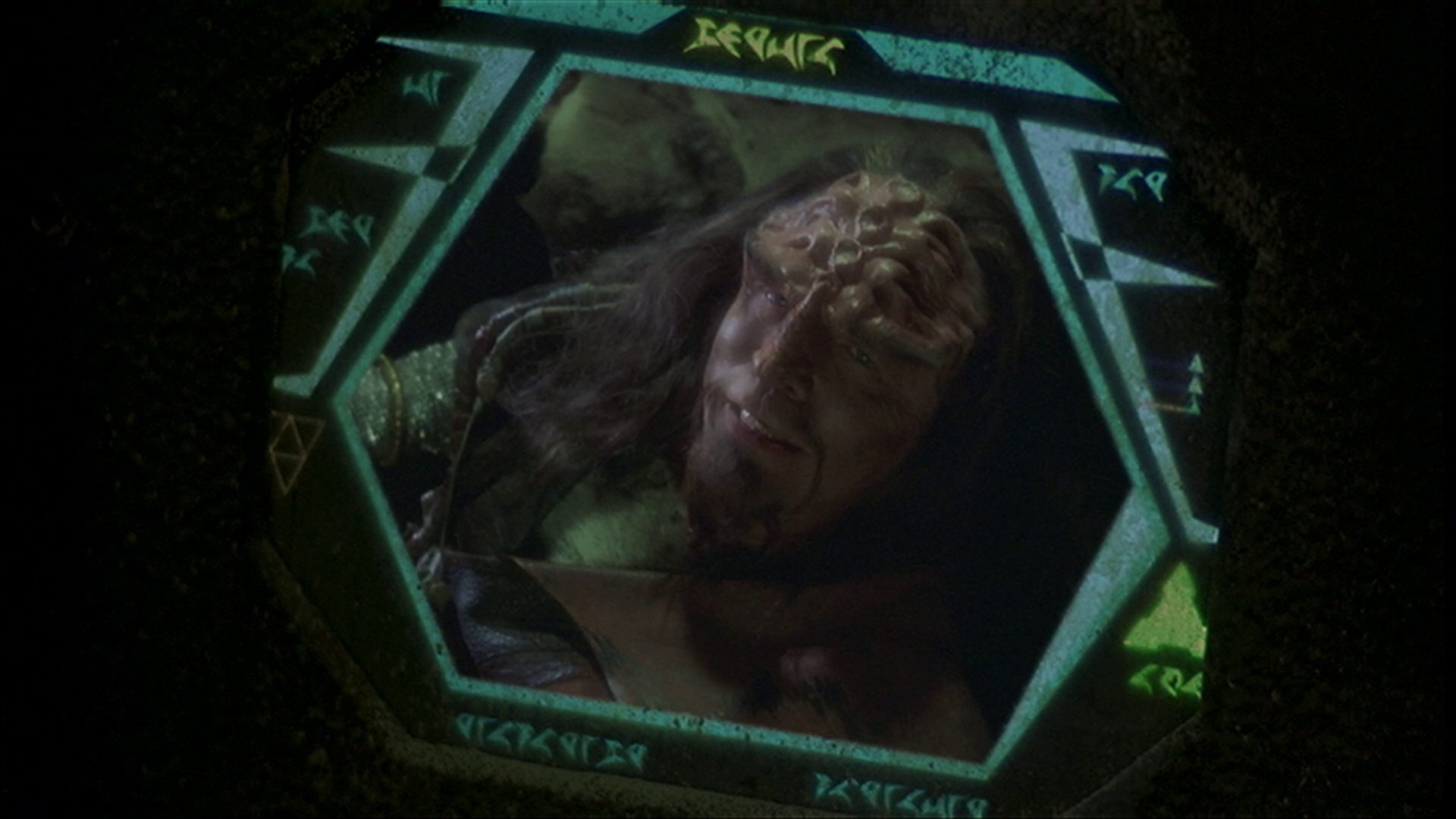 extant_StarTrek_ENT_1x14-SleepingDogs_2130.jpg
