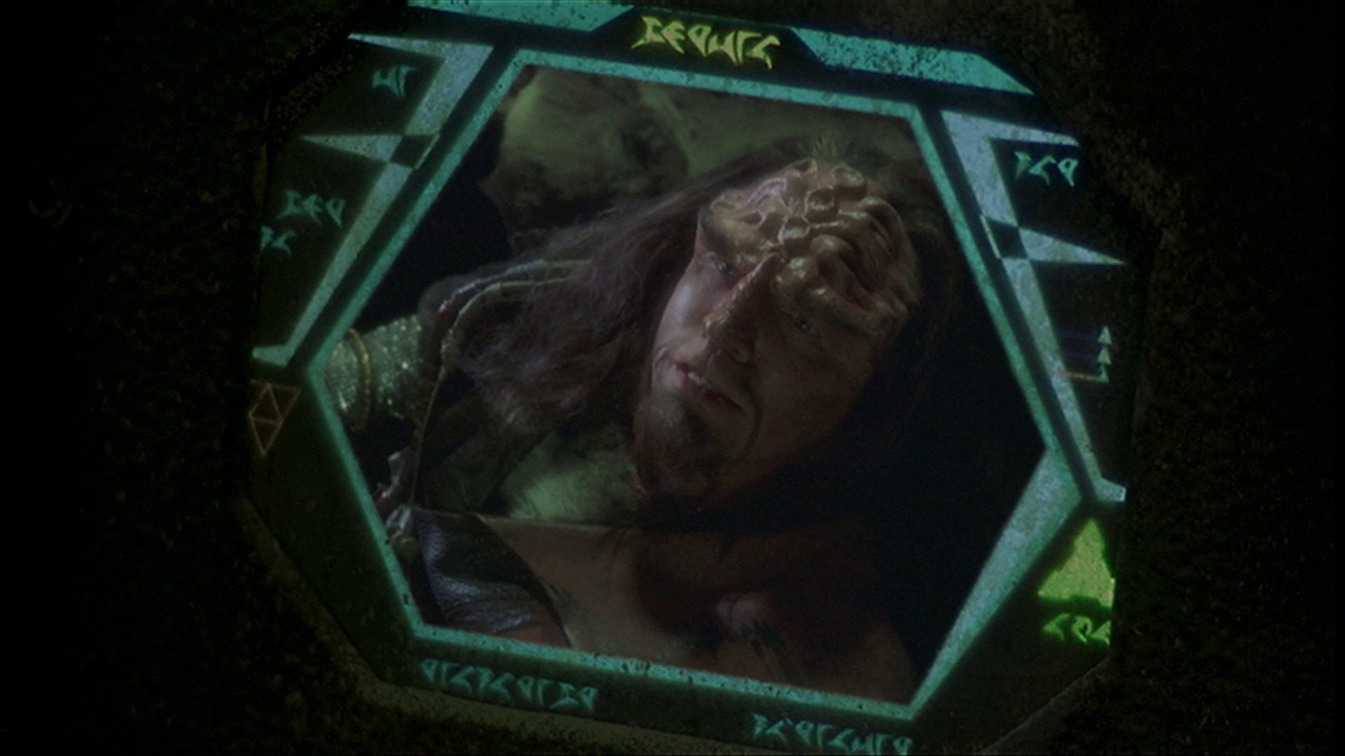 extant_StarTrek_ENT_1x14-SleepingDogs_2137.jpg