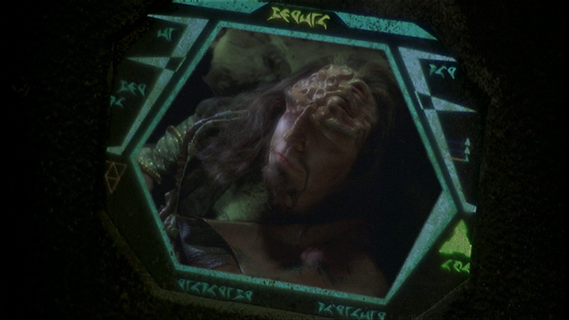 extant_StarTrek_ENT_1x14-SleepingDogs_2149.jpg
