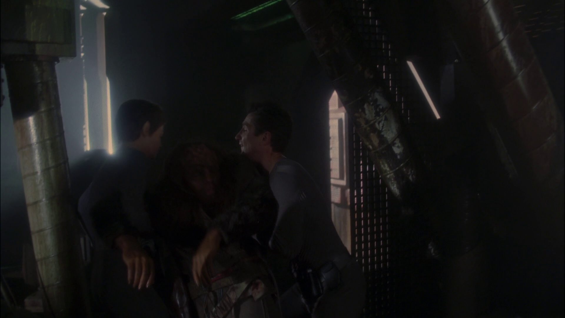 extant_StarTrek_ENT_1x14-SleepingDogs_2255.jpg