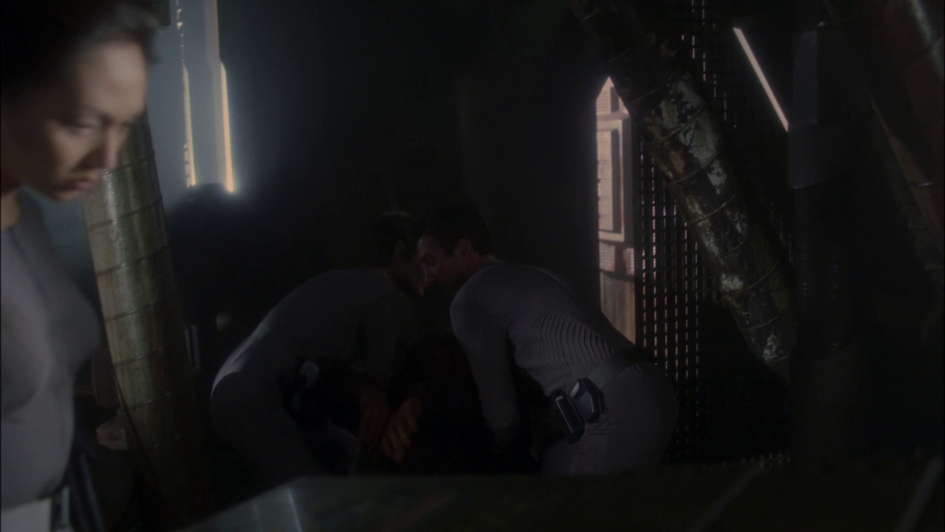 extant_StarTrek_ENT_1x14-SleepingDogs_2256.jpg