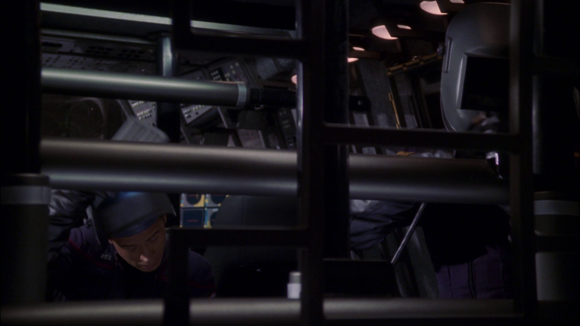 extant_StarTrek_ENT_1x14-SleepingDogs_2286.jpg