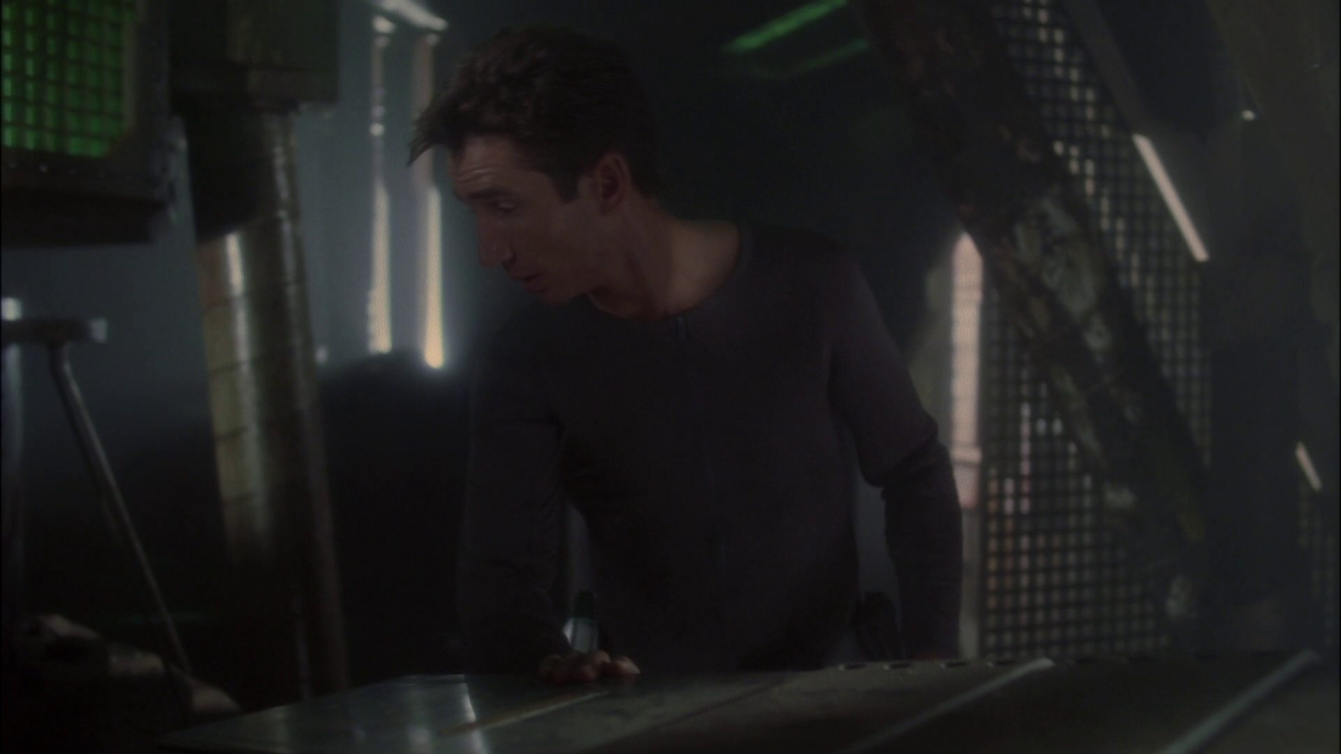 extant_StarTrek_ENT_1x14-SleepingDogs_2344.jpg