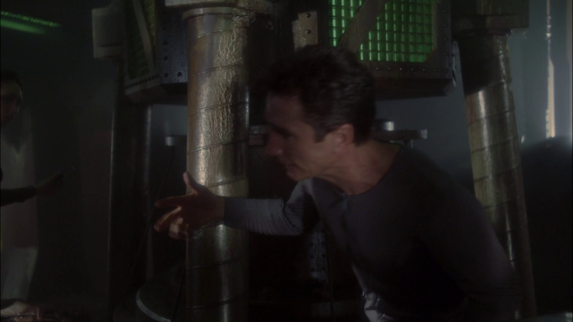 extant_StarTrek_ENT_1x14-SleepingDogs_2348.jpg