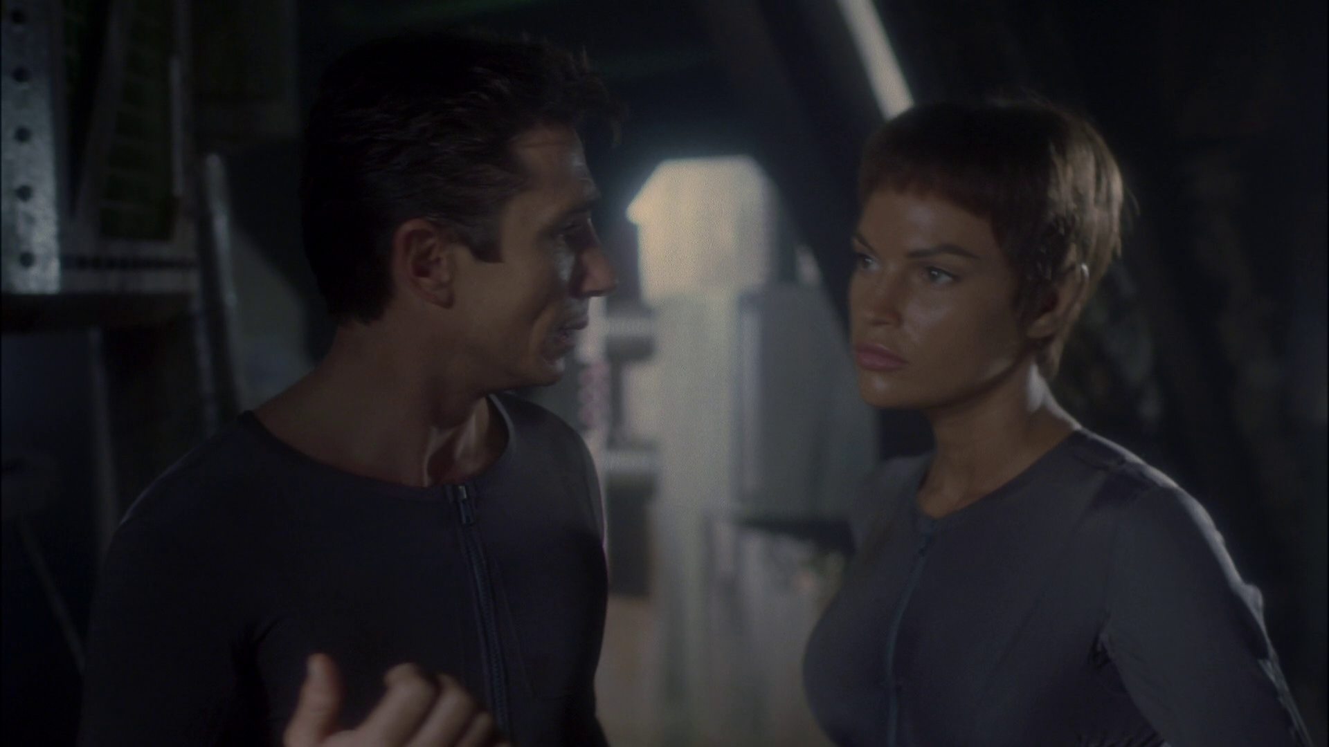 extant_StarTrek_ENT_1x14-SleepingDogs_2376.jpg