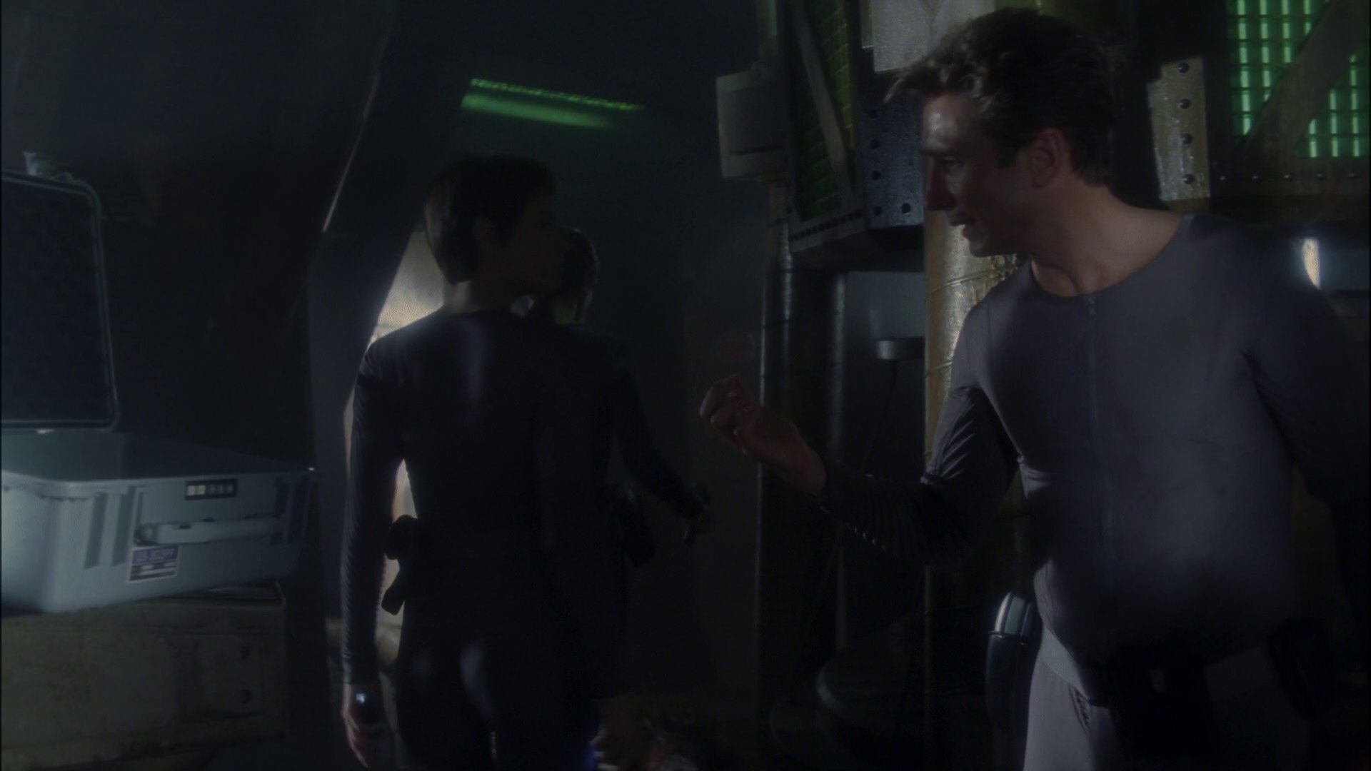 extant_StarTrek_ENT_1x14-SleepingDogs_2381.jpg
