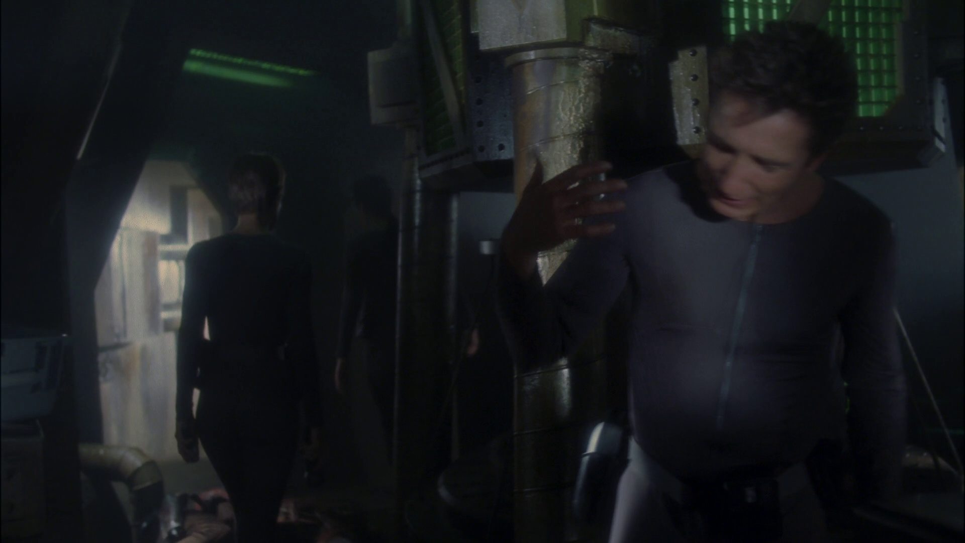 extant_StarTrek_ENT_1x14-SleepingDogs_2383.jpg