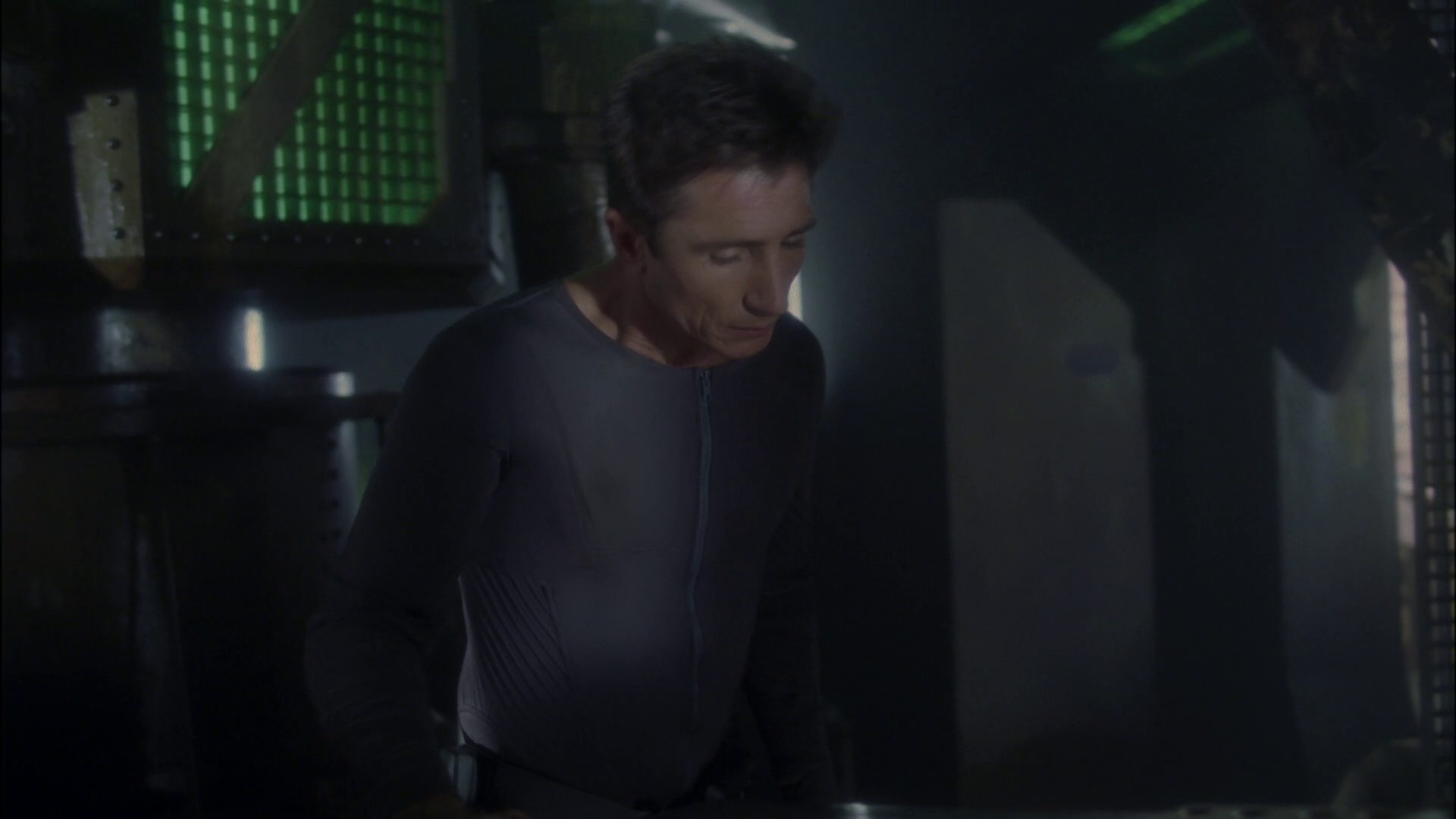 extant_StarTrek_ENT_1x14-SleepingDogs_2388.jpg