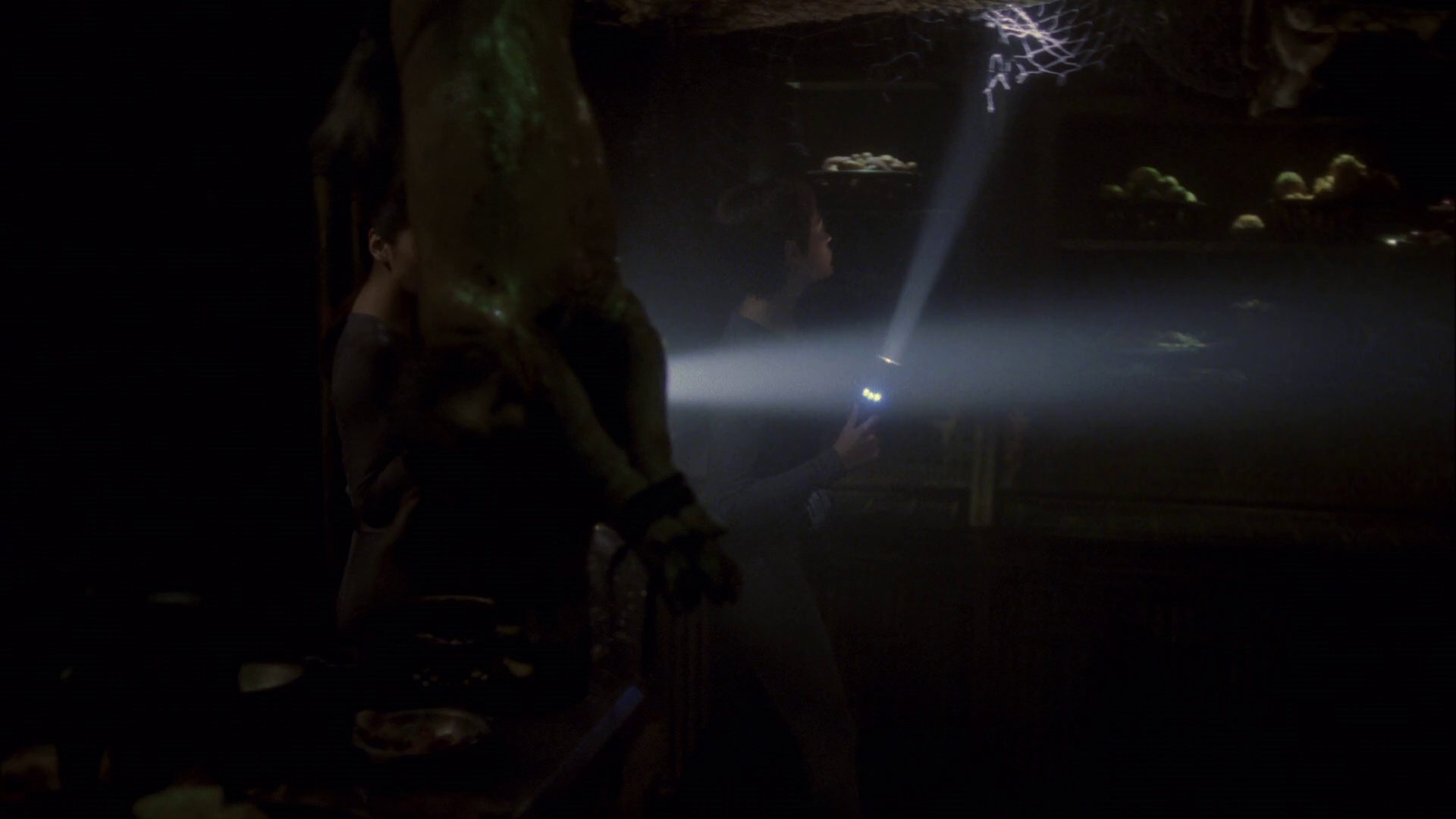 extant_StarTrek_ENT_1x14-SleepingDogs_2429.jpg