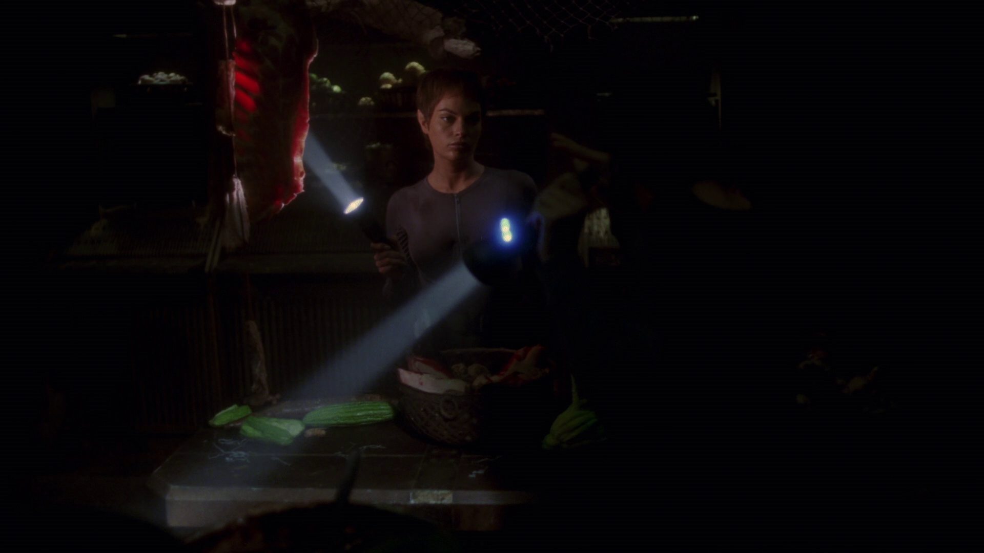 extant_StarTrek_ENT_1x14-SleepingDogs_2453.jpg