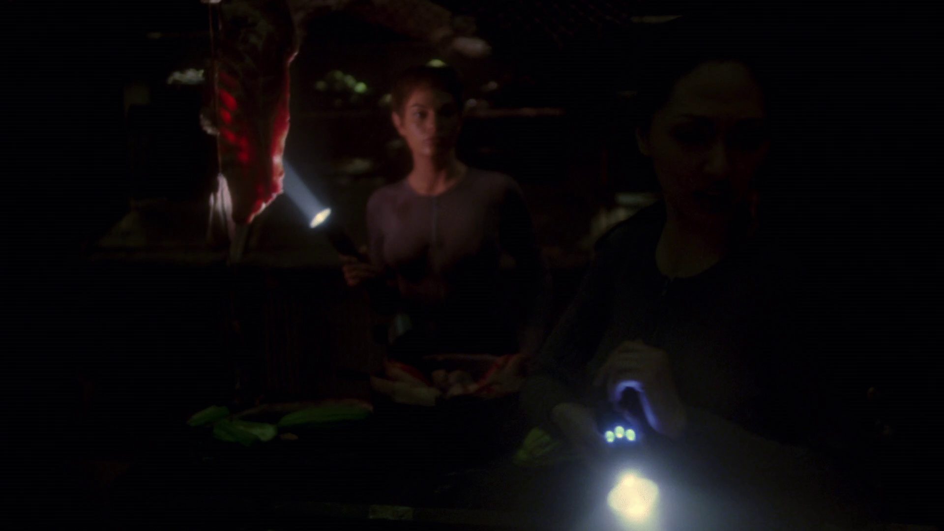extant_StarTrek_ENT_1x14-SleepingDogs_2456.jpg