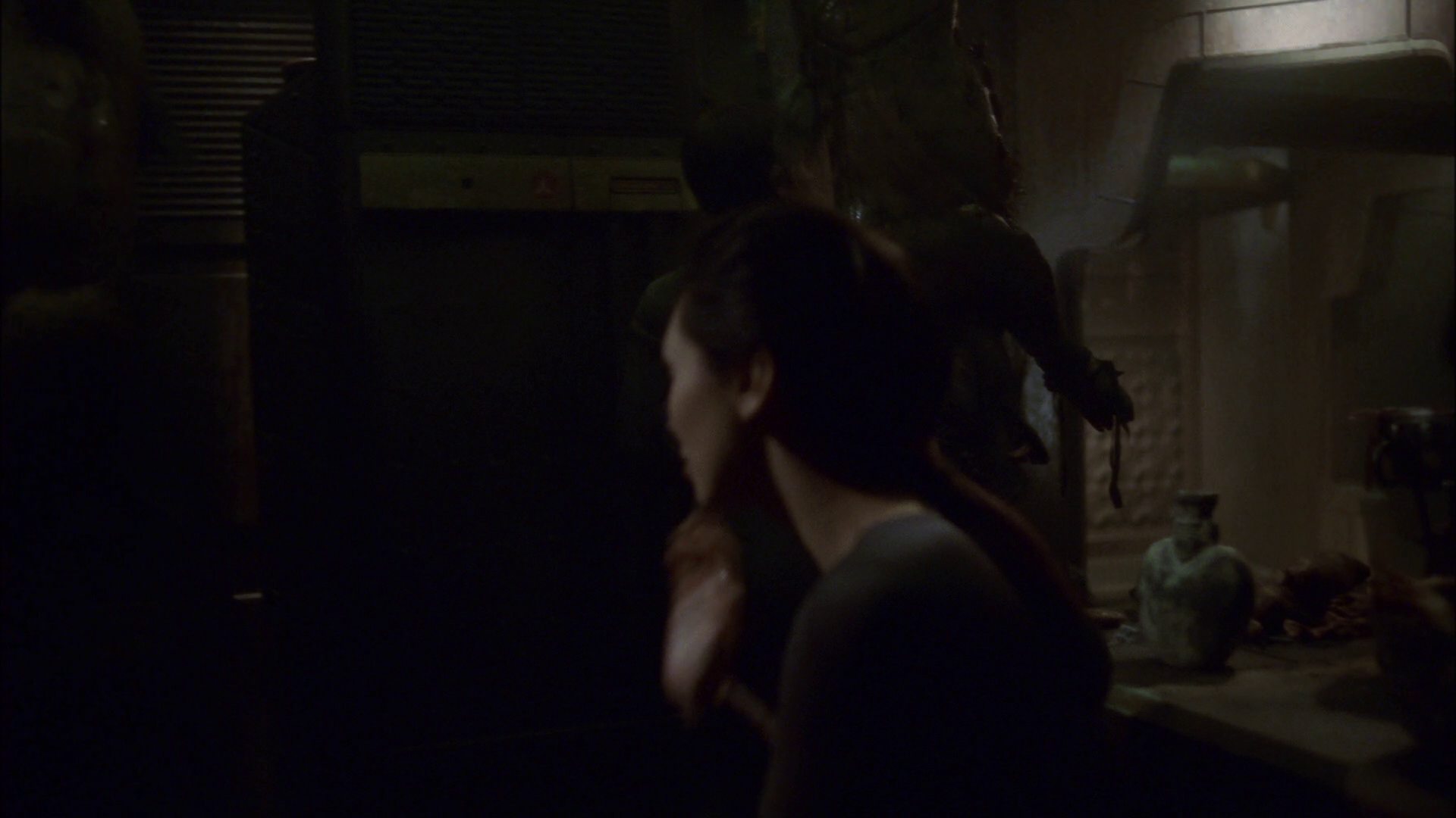 extant_StarTrek_ENT_1x14-SleepingDogs_2541.jpg
