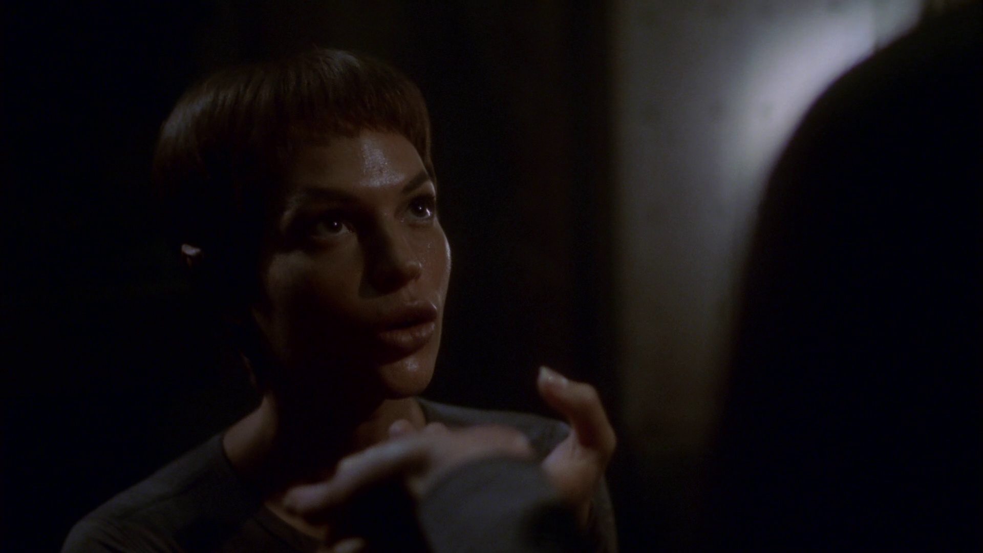 extant_StarTrek_ENT_1x14-SleepingDogs_2631.jpg
