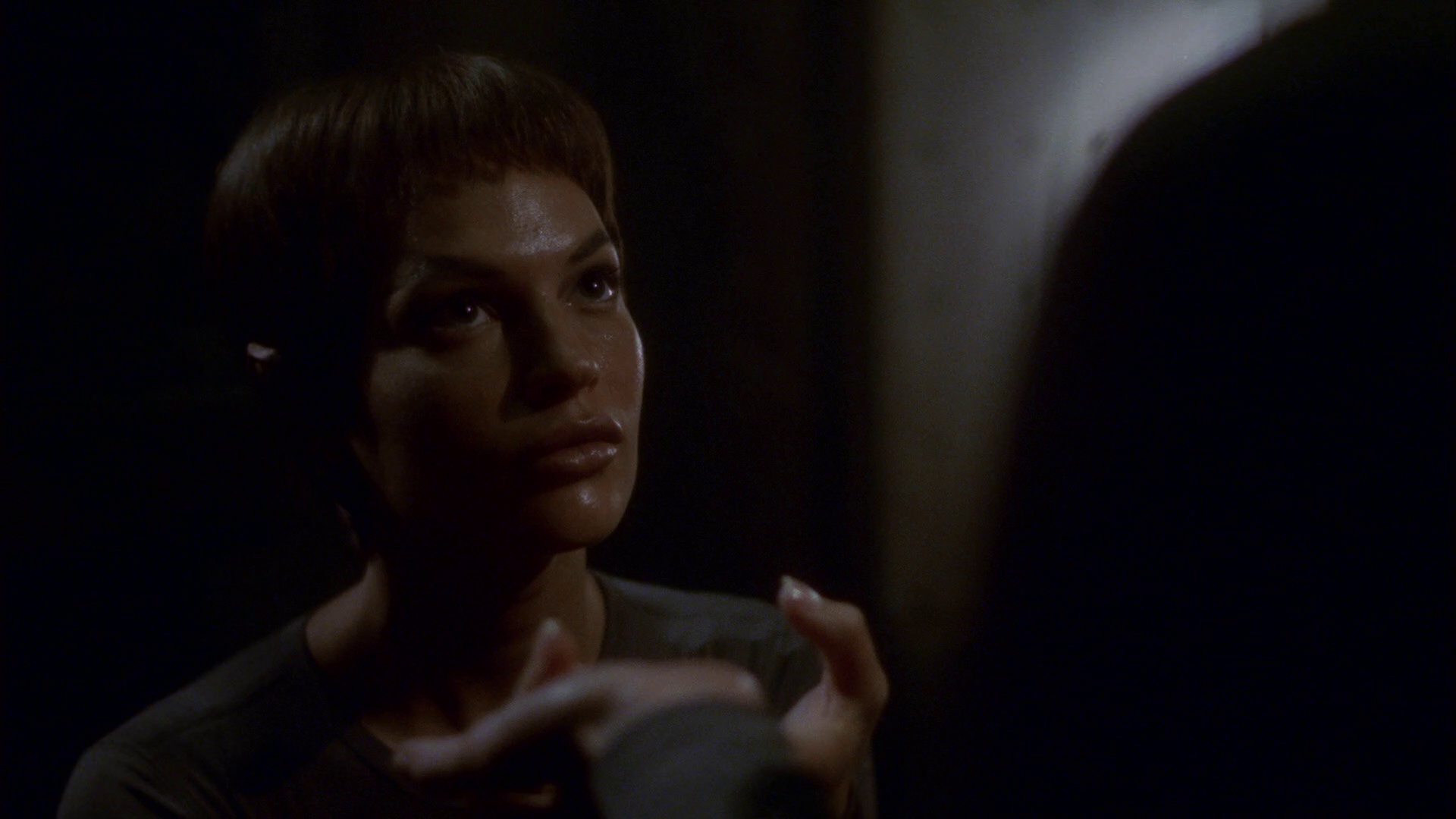 extant_StarTrek_ENT_1x14-SleepingDogs_2673.jpg