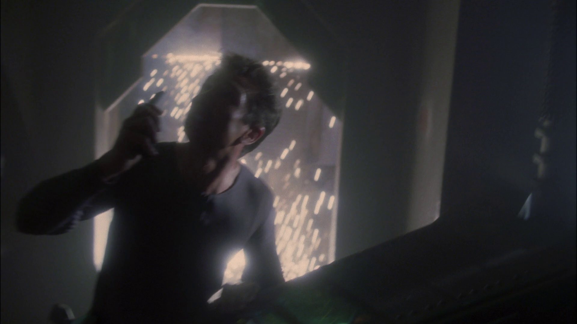 extant_StarTrek_ENT_1x14-SleepingDogs_2702.jpg