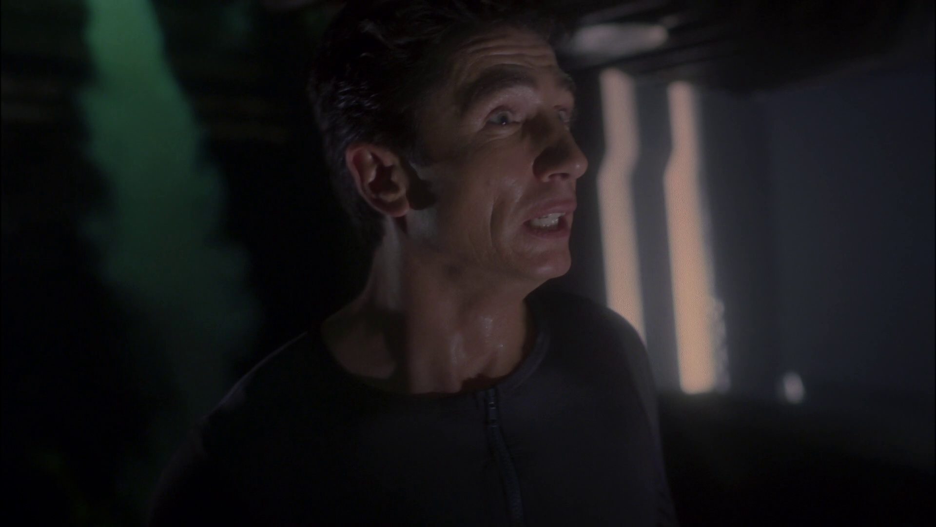 extant_StarTrek_ENT_1x14-SleepingDogs_2731.jpg