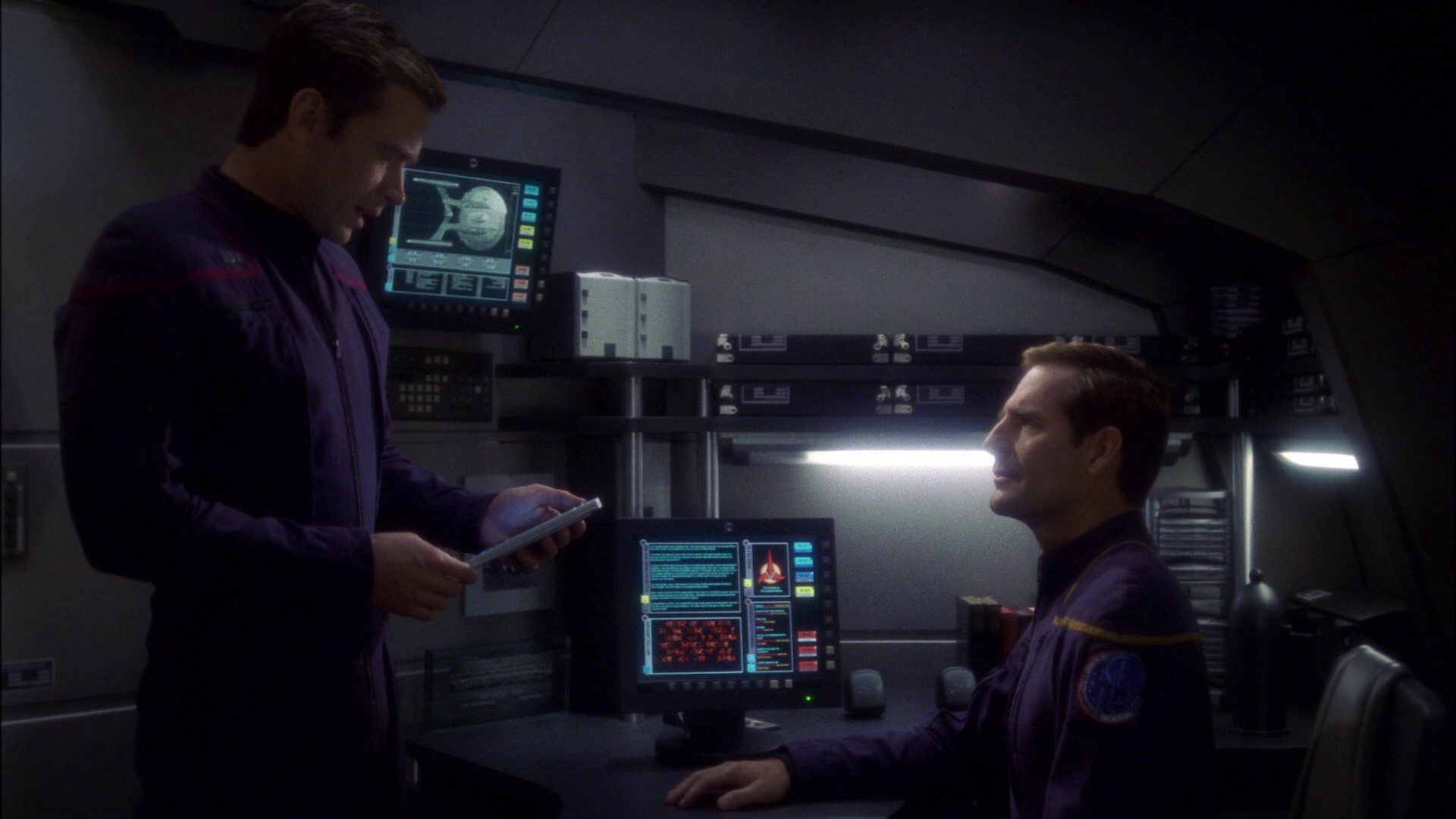 extant_StarTrek_ENT_1x14-SleepingDogs_2754.jpg