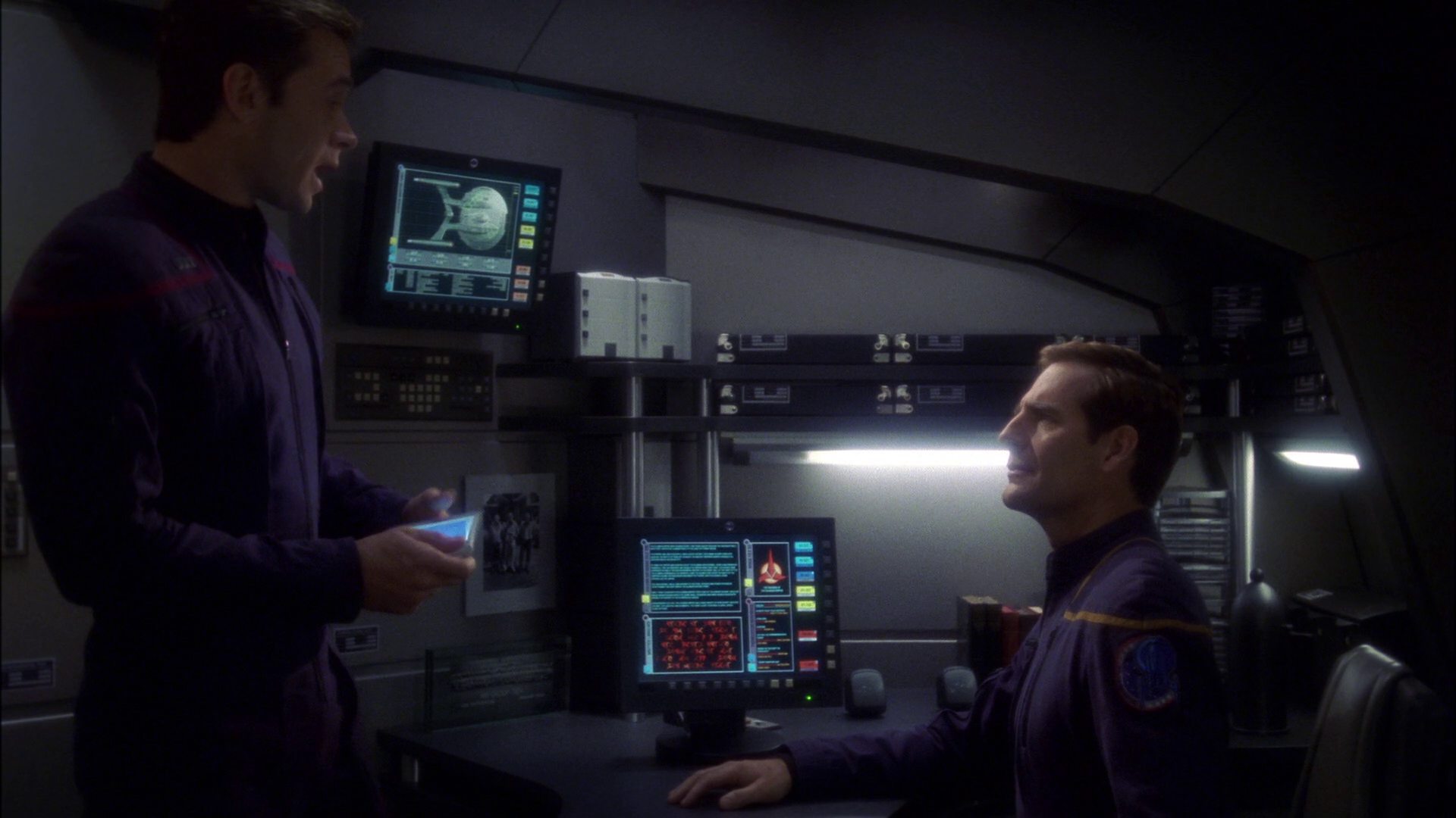 extant_StarTrek_ENT_1x14-SleepingDogs_2756.jpg