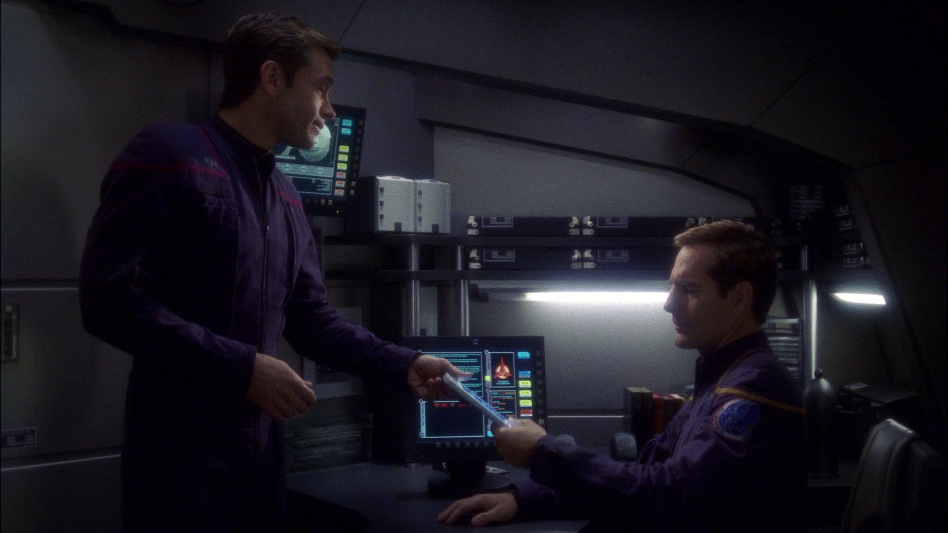 extant_StarTrek_ENT_1x14-SleepingDogs_2758.jpg