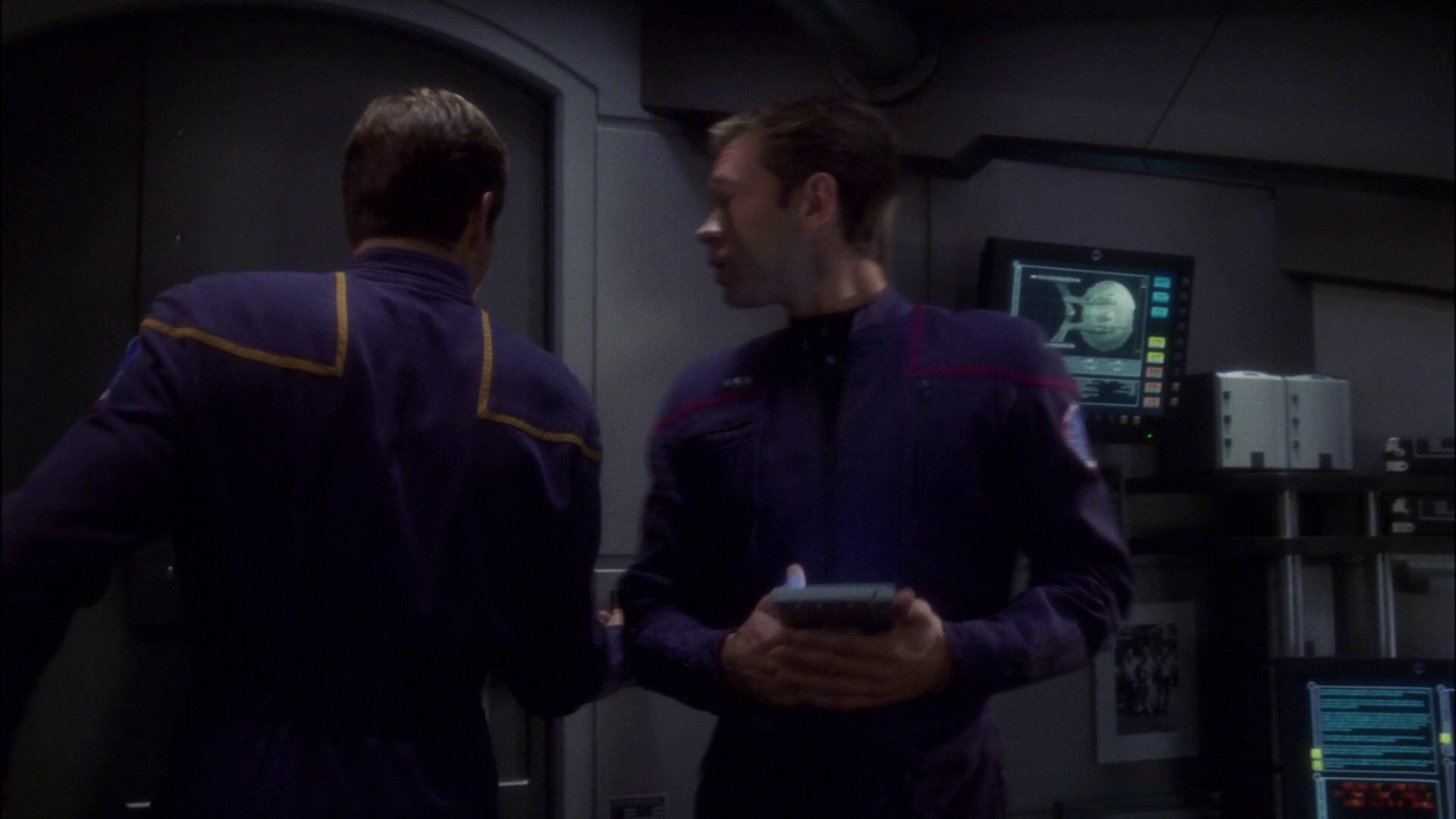 extant_StarTrek_ENT_1x14-SleepingDogs_2815.jpg