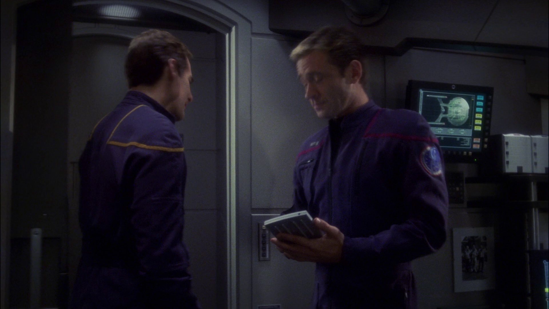 extant_StarTrek_ENT_1x14-SleepingDogs_2817.jpg
