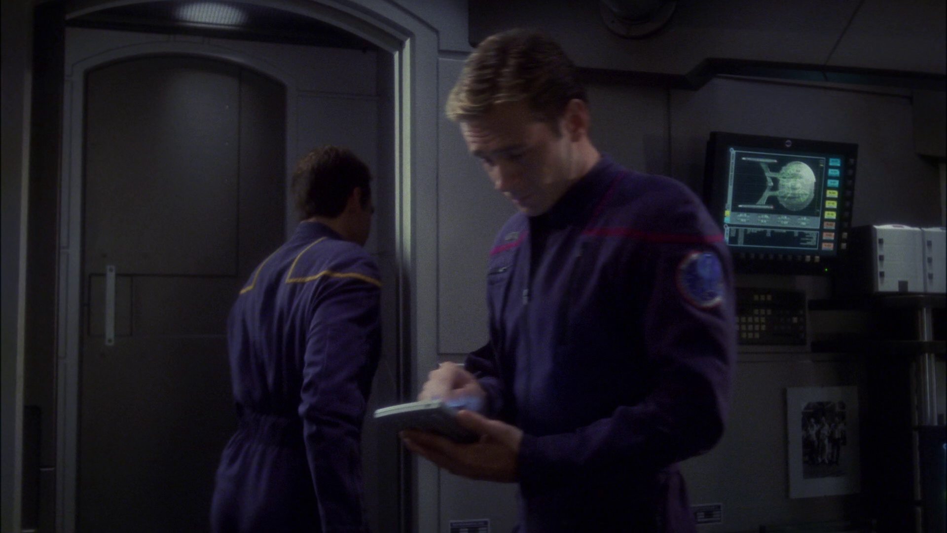extant_StarTrek_ENT_1x14-SleepingDogs_2818.jpg