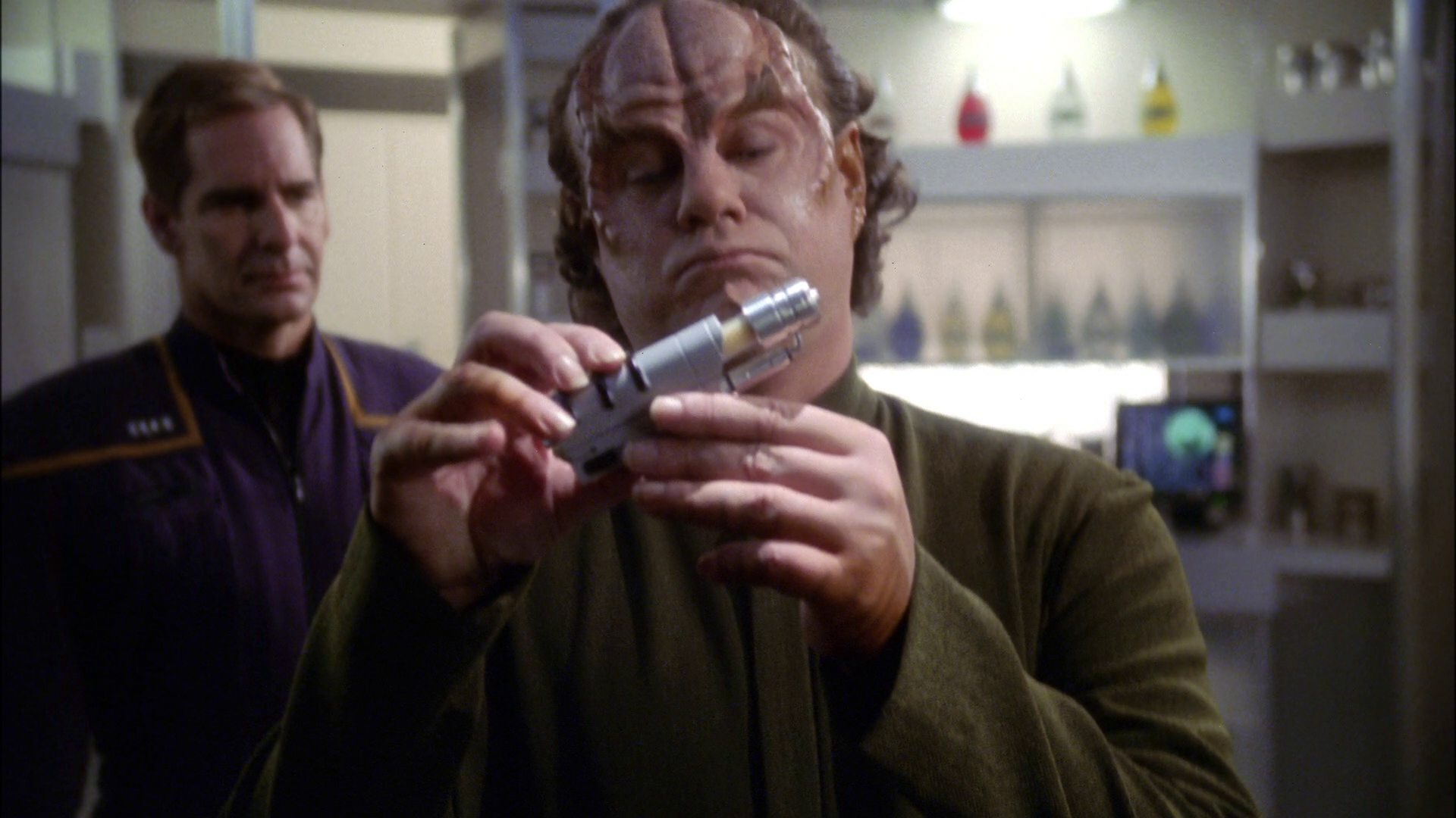 extant_StarTrek_ENT_1x14-SleepingDogs_2824.jpg