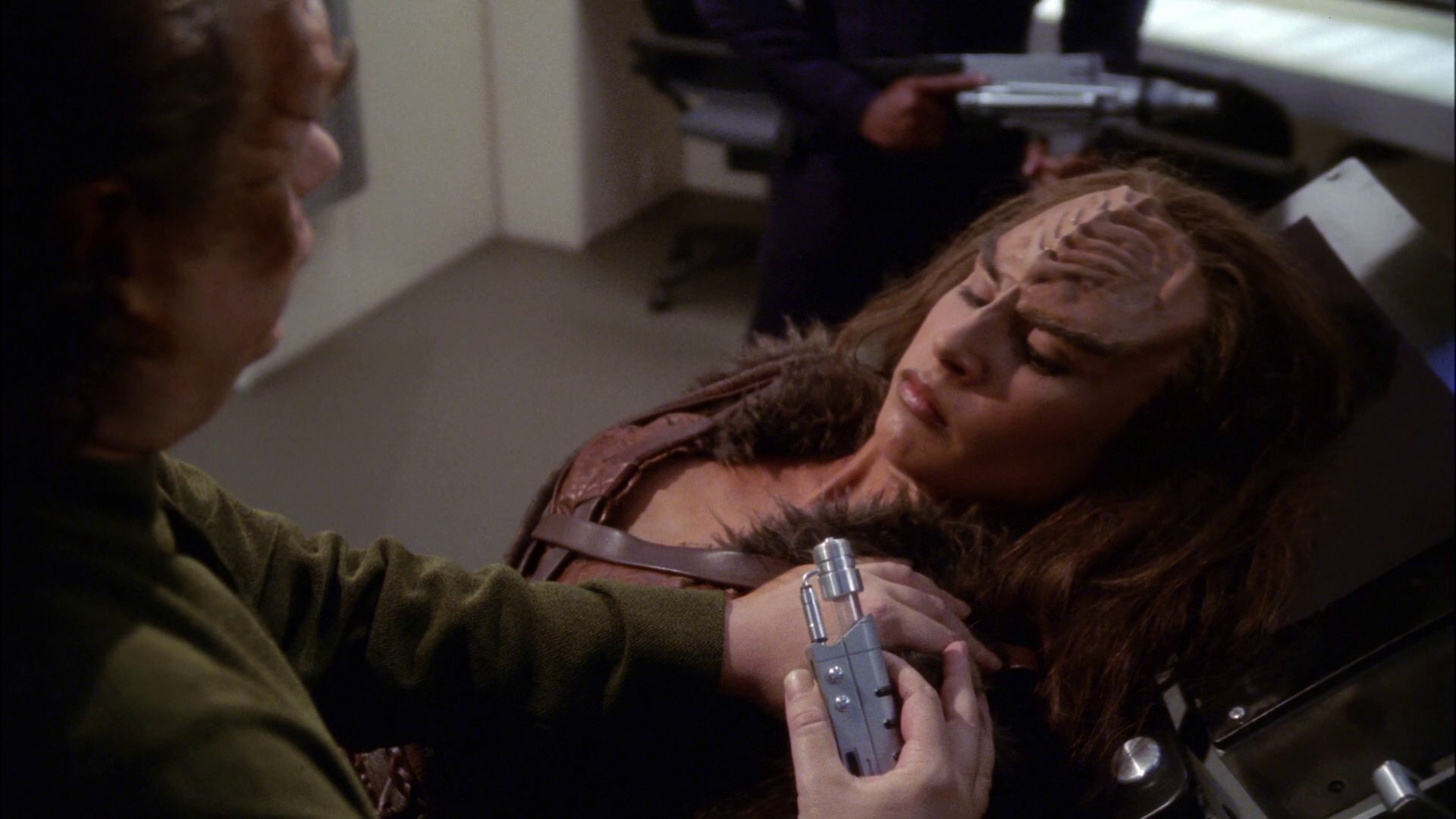 extant_StarTrek_ENT_1x14-SleepingDogs_2835.jpg