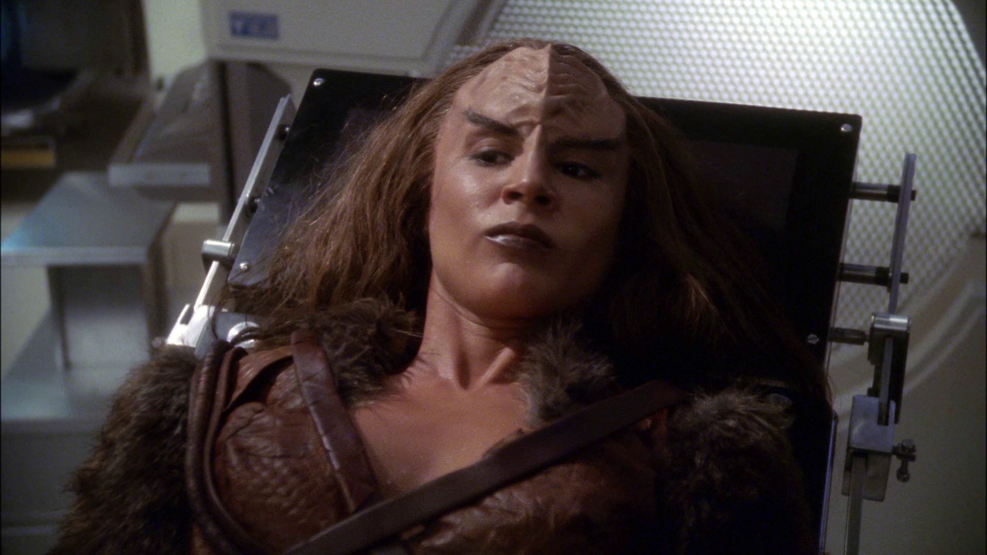 extant_StarTrek_ENT_1x14-SleepingDogs_2866.jpg