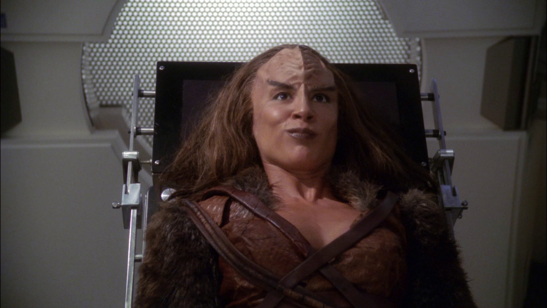 extant_StarTrek_ENT_1x14-SleepingDogs_2914.jpg