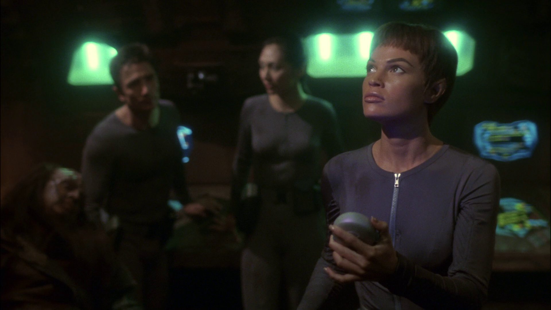 extant_StarTrek_ENT_1x14-SleepingDogs_3033.jpg