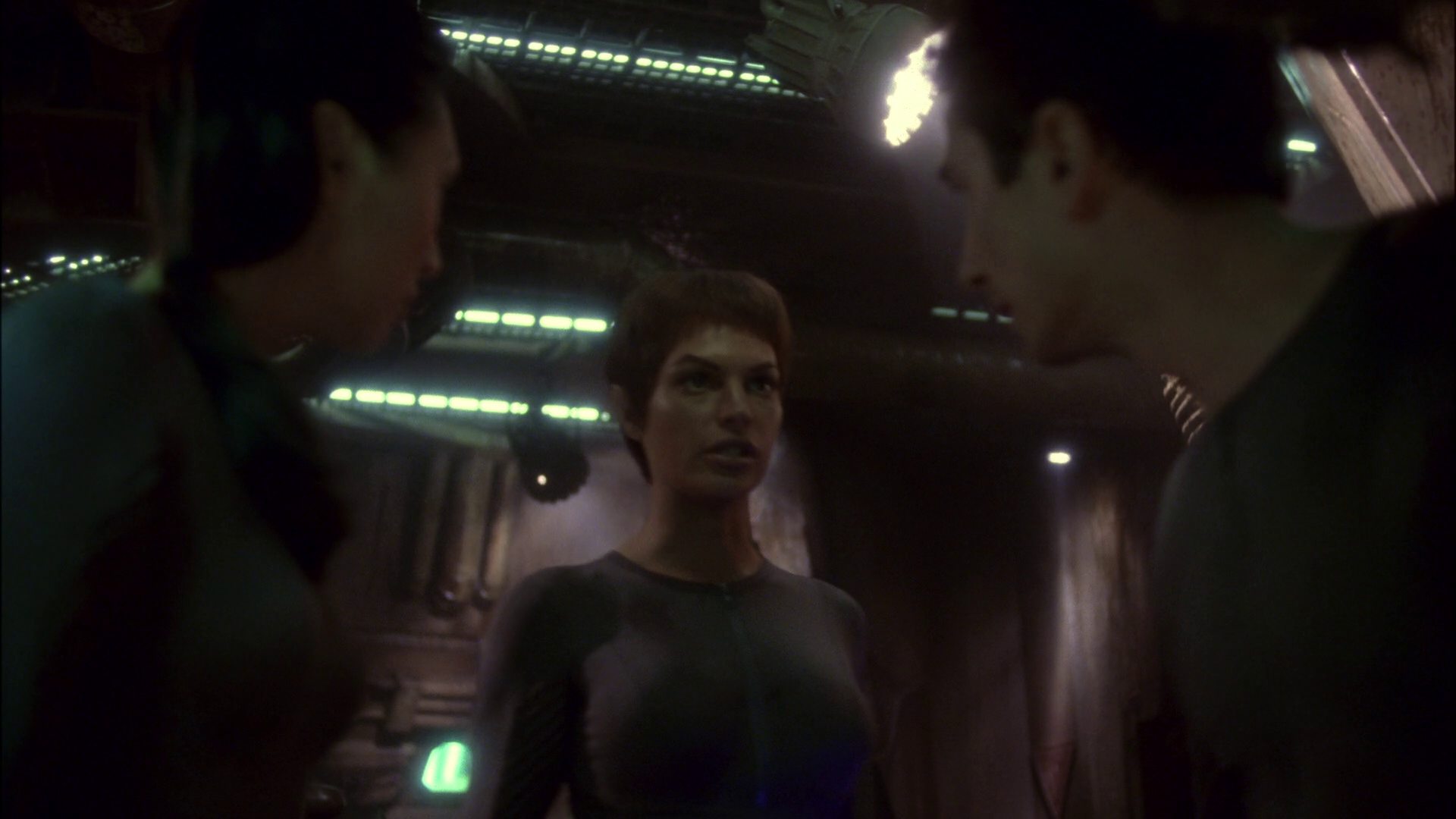 extant_StarTrek_ENT_1x14-SleepingDogs_3131.jpg