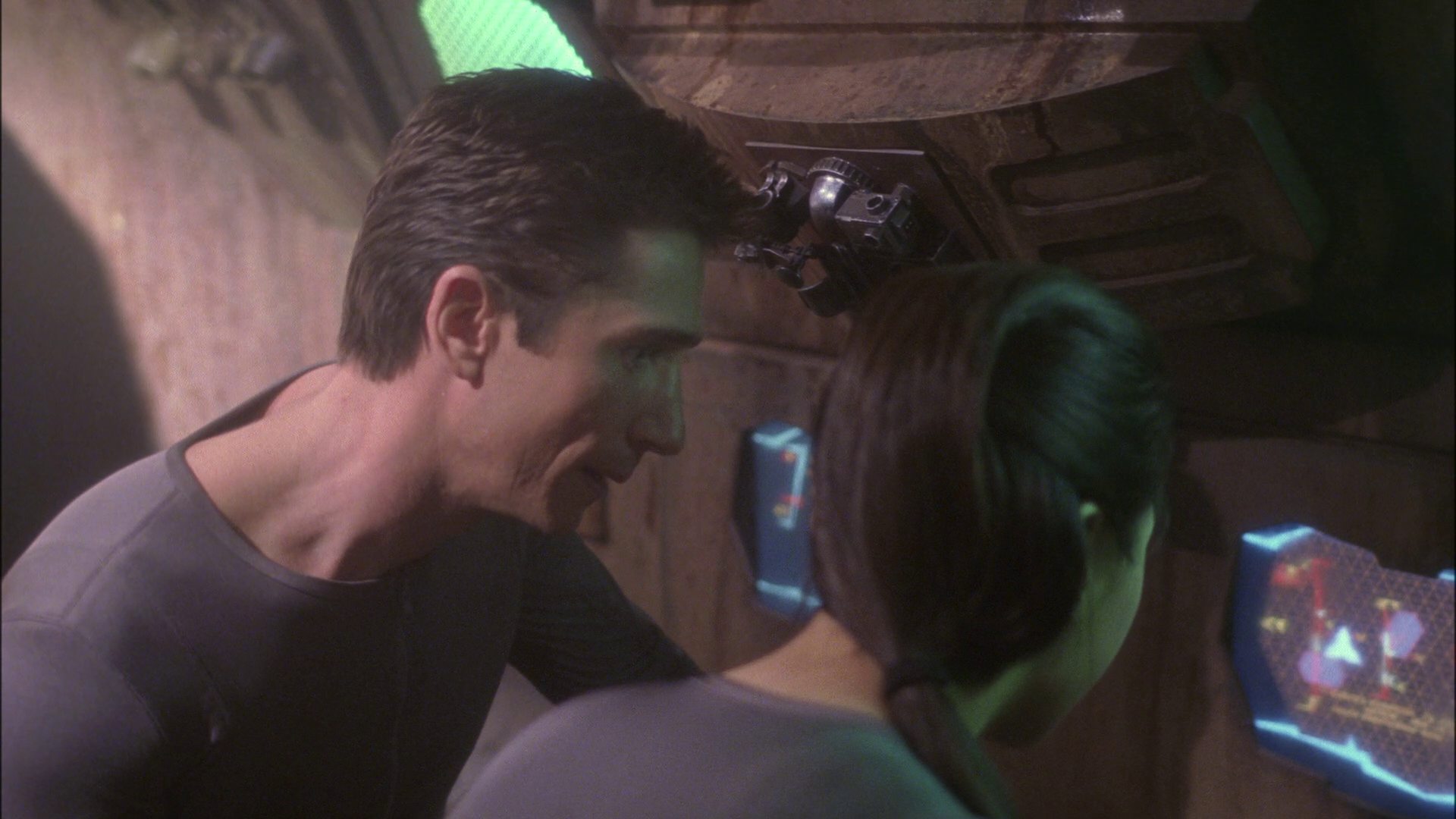 extant_StarTrek_ENT_1x14-SleepingDogs_3187.jpg
