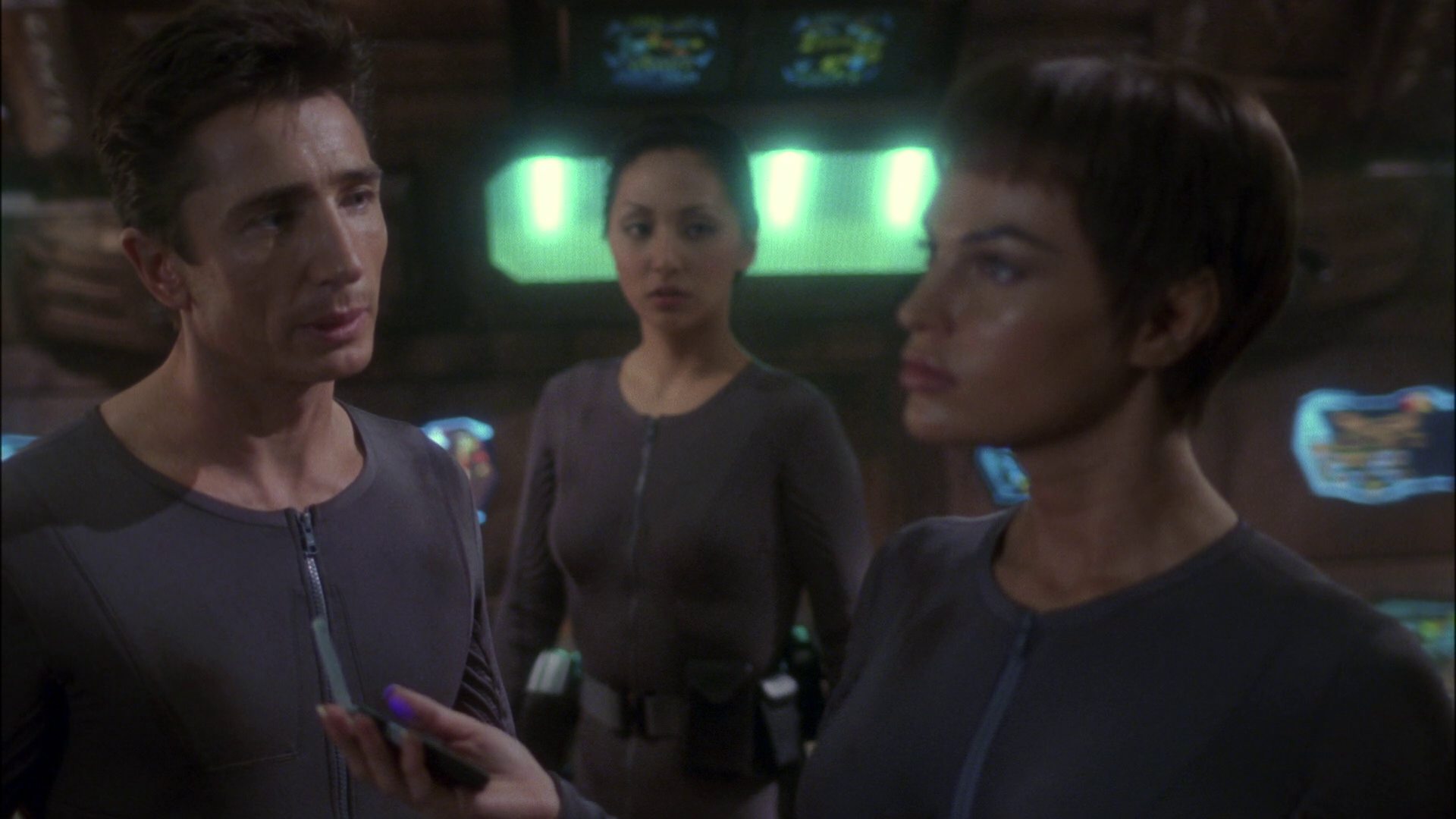 extant_StarTrek_ENT_1x14-SleepingDogs_3246.jpg