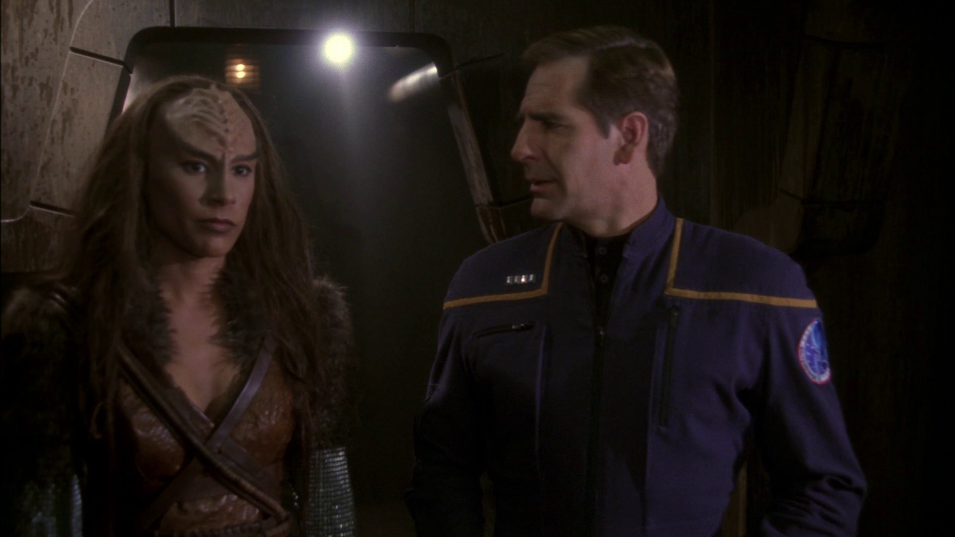 extant_StarTrek_ENT_1x14-SleepingDogs_3274.jpg