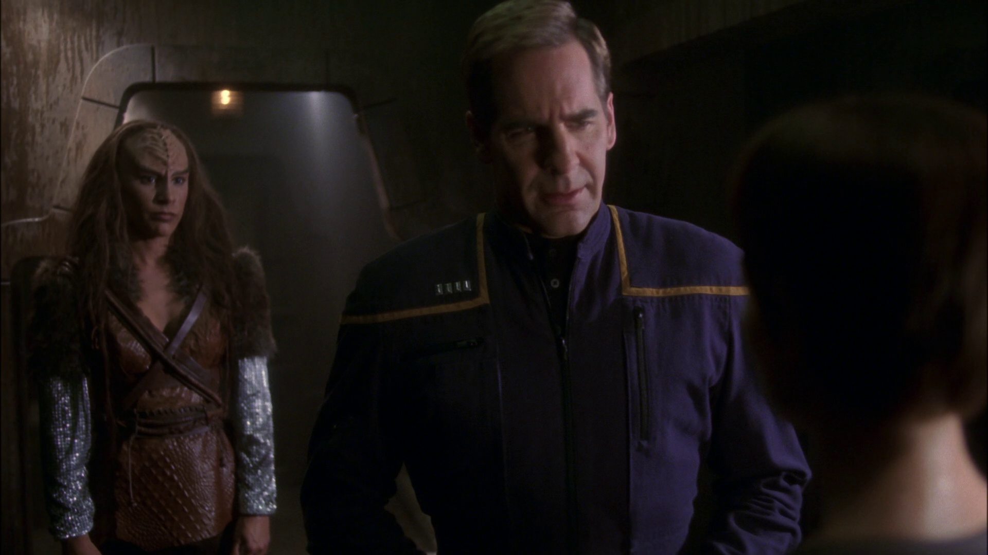extant_StarTrek_ENT_1x14-SleepingDogs_3289.jpg