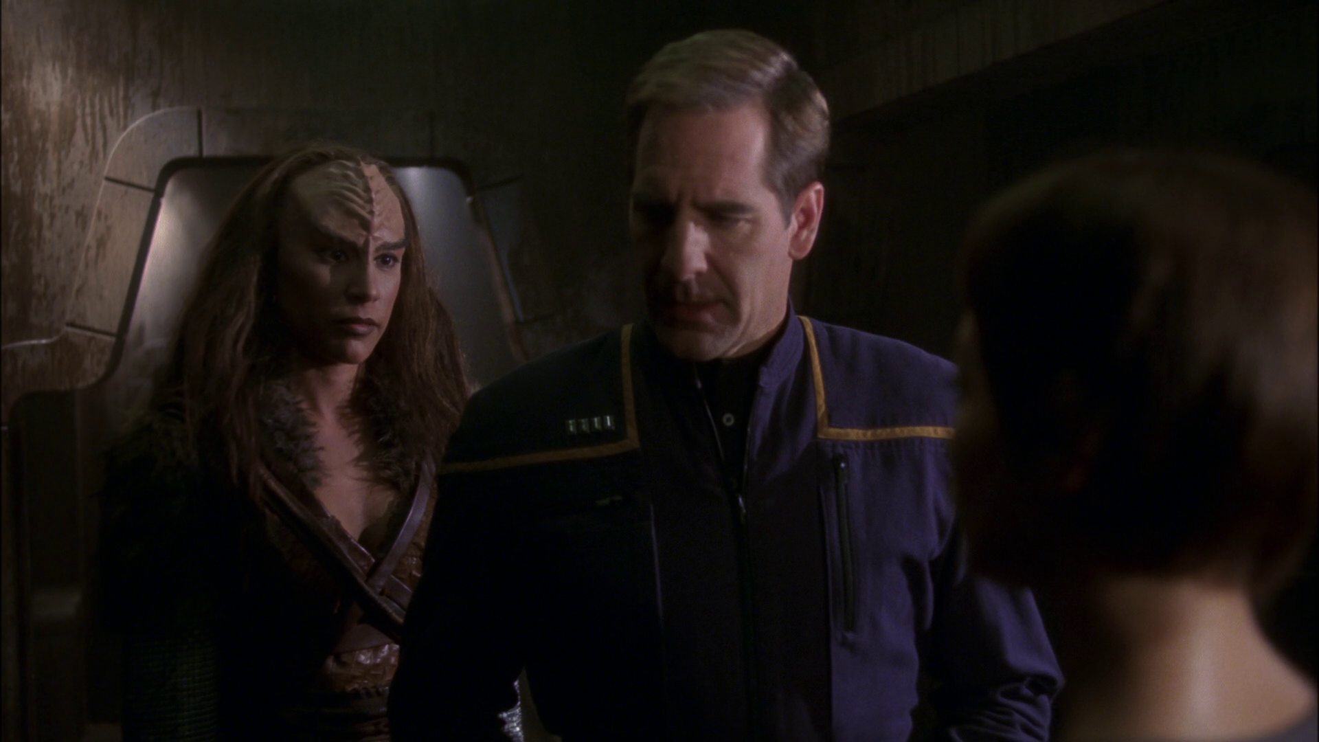 extant_StarTrek_ENT_1x14-SleepingDogs_3302.jpg