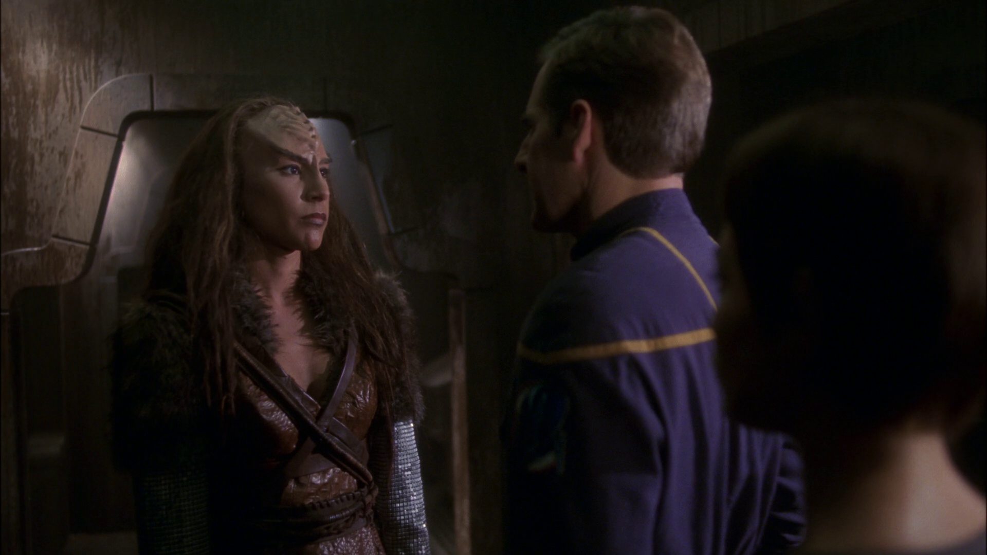 extant_StarTrek_ENT_1x14-SleepingDogs_3307.jpg