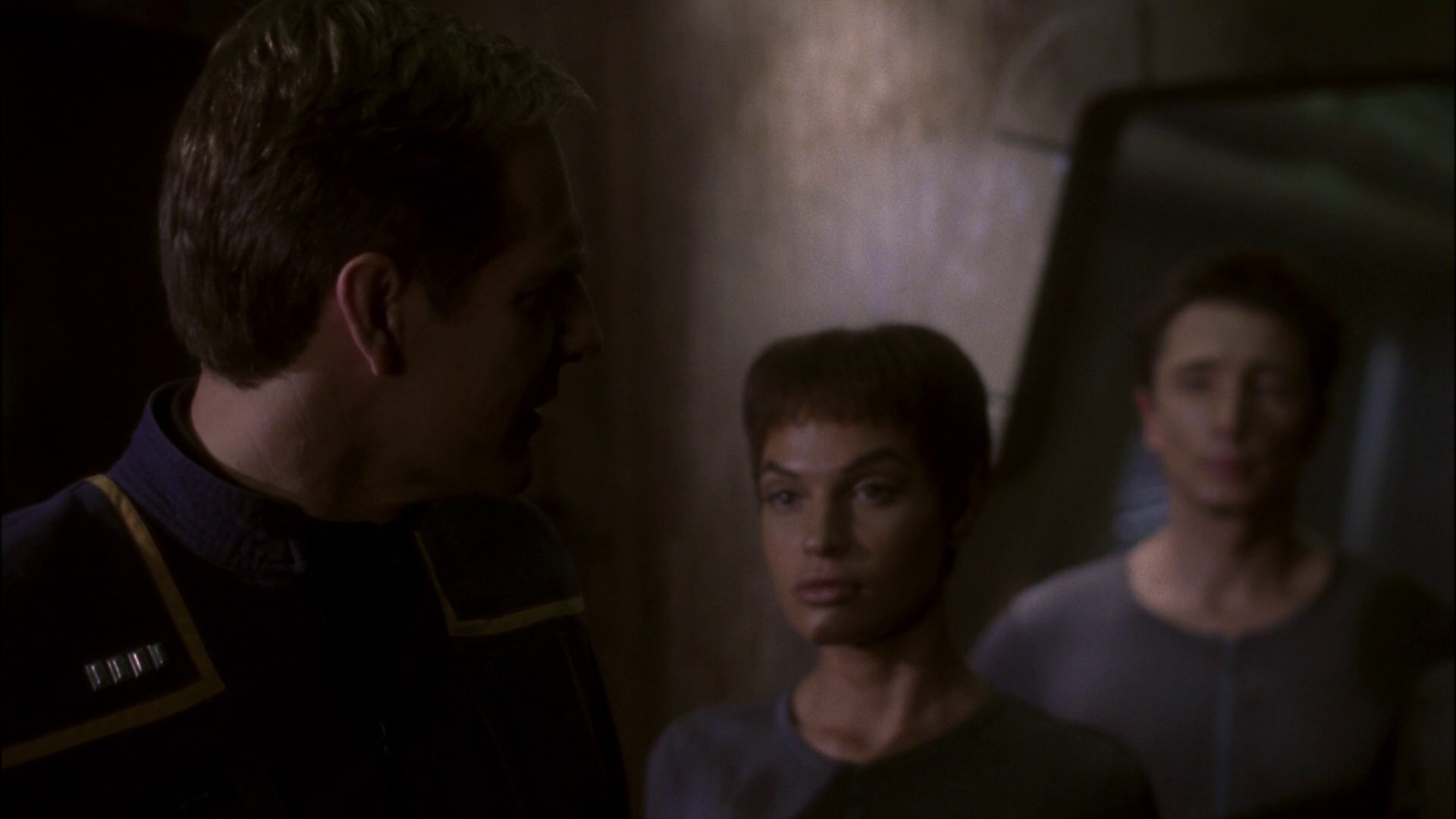 extant_StarTrek_ENT_1x14-SleepingDogs_3312.jpg